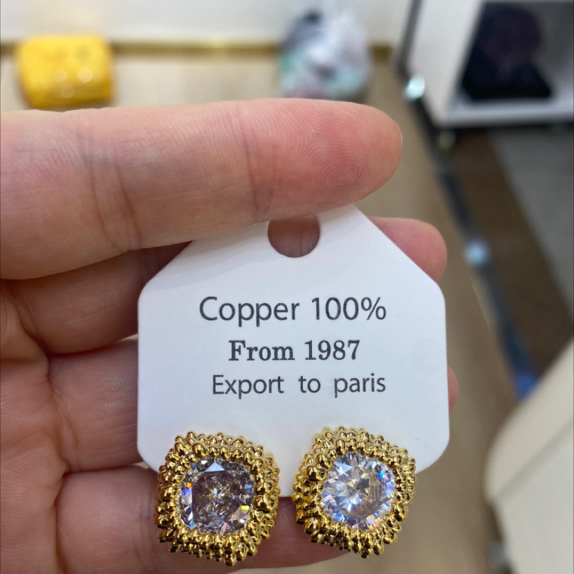 耳钉 珍珠耳饰 高级感饰品 简约耳钉 精致耳饰 女士首饰精选细节图