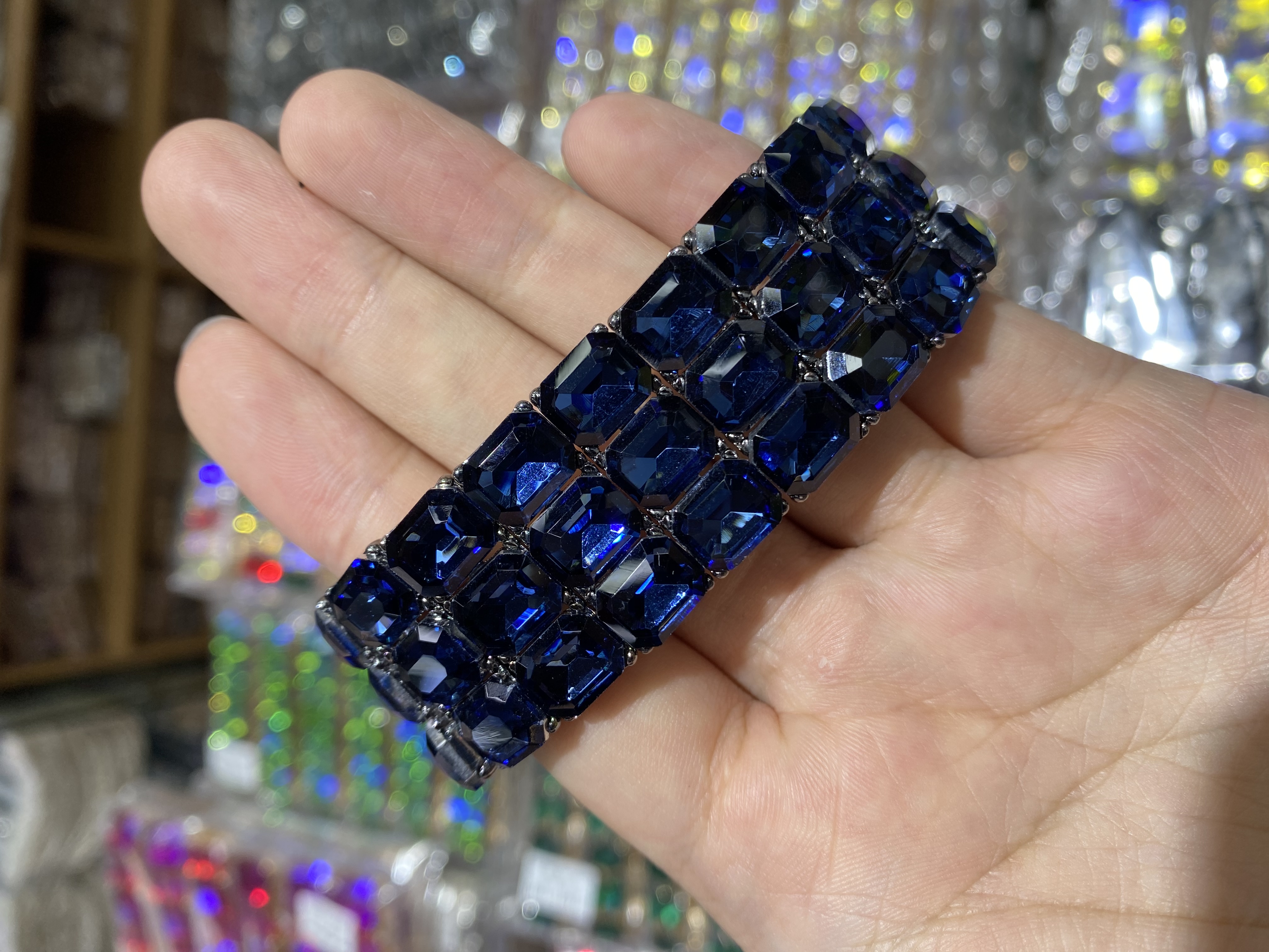 季度现货，欧美风格弹力玻璃手链，佩戴舒适，时尚魅力，不购买你可能会后悔哦白底实物图