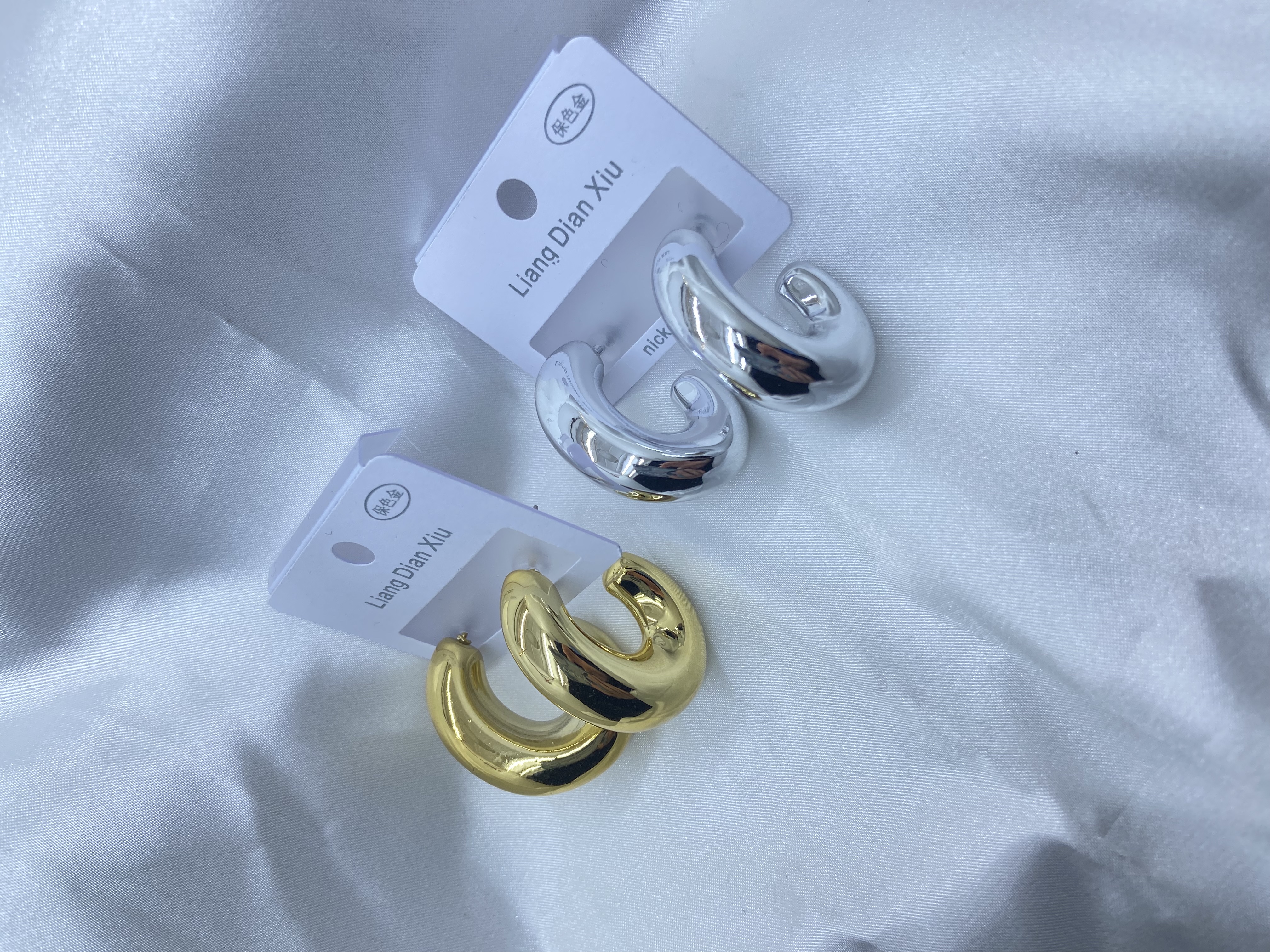 简约耳饰 优雅气质女士提升气质时尚装饰品饰品饰品详情图4