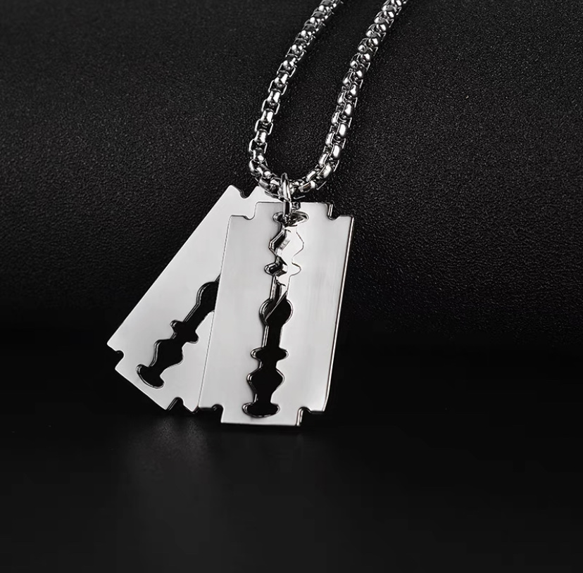 Single and double razor necklace for men, pure silver, the same style as Li Ronghao's, a niche and unique necklace accessory, versatile and fashionable men's collarbone chain Item Picture