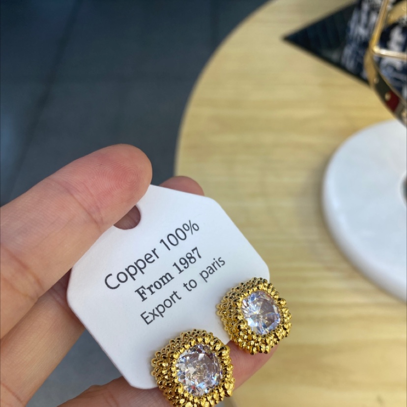 耳钉 珍珠耳饰 高级感饰品 简约耳钉 精致耳饰 女士首饰精选详情图3