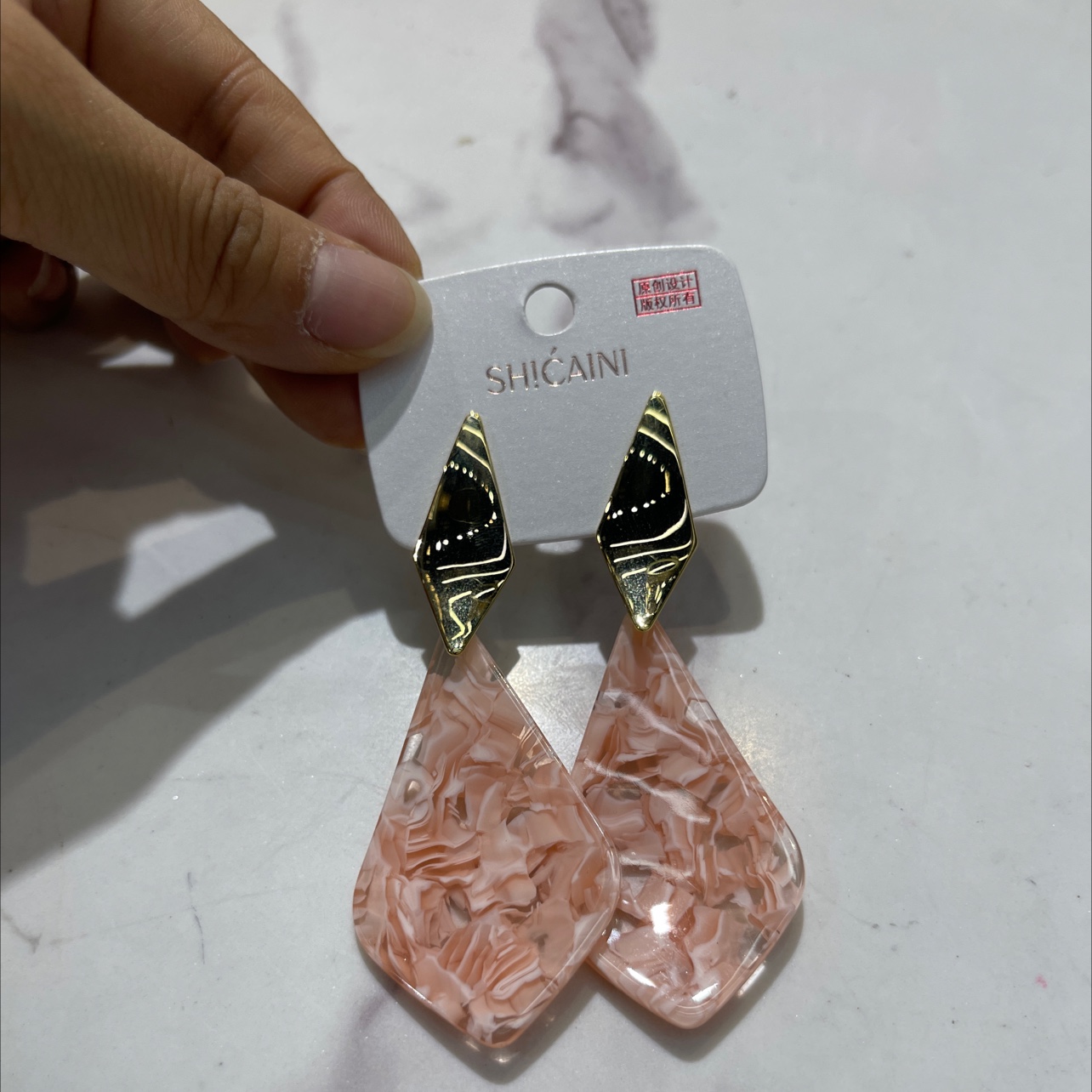 The national trend series features fashionable and trendy designs, with casual earrings and earrings as the main focus details Picture