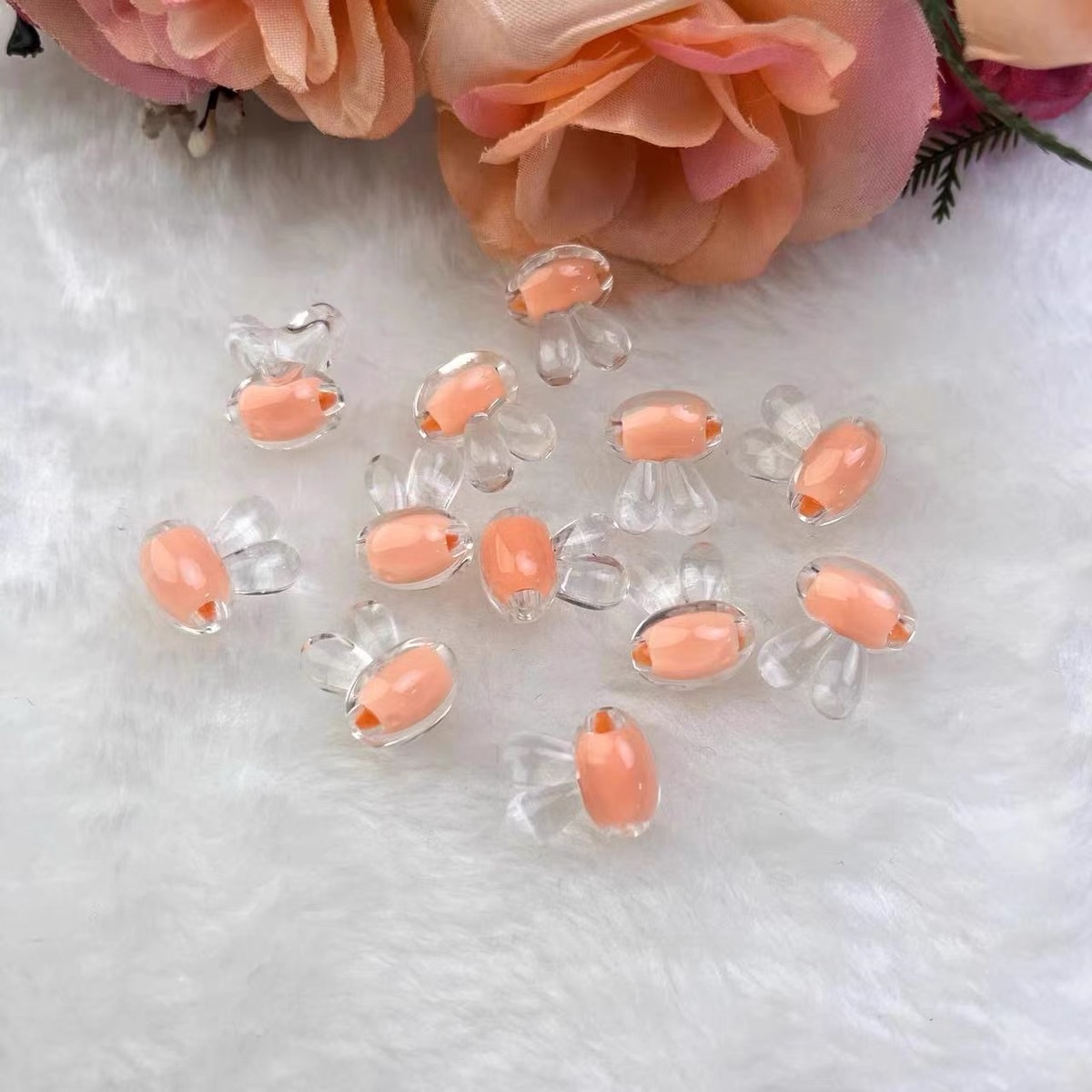10*12mm内彩兔子耳朵透明珠中珠亚克力糖果色散珠DIY手工饰品配件详情图8