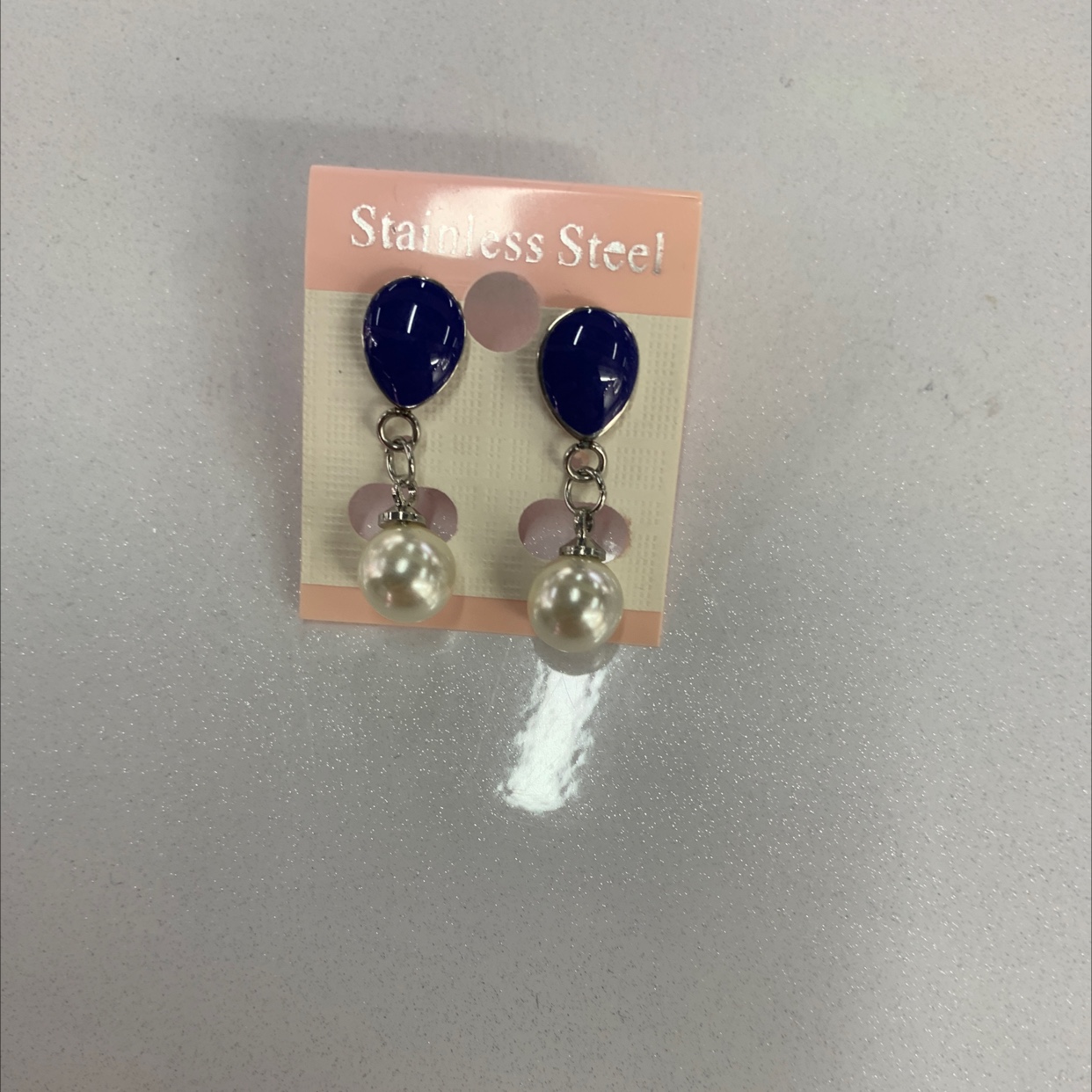 程洁饰品不绣钢滴油珍珠兰色耳环耳钉款式时尚大方得体珍珠耳钉详情图3