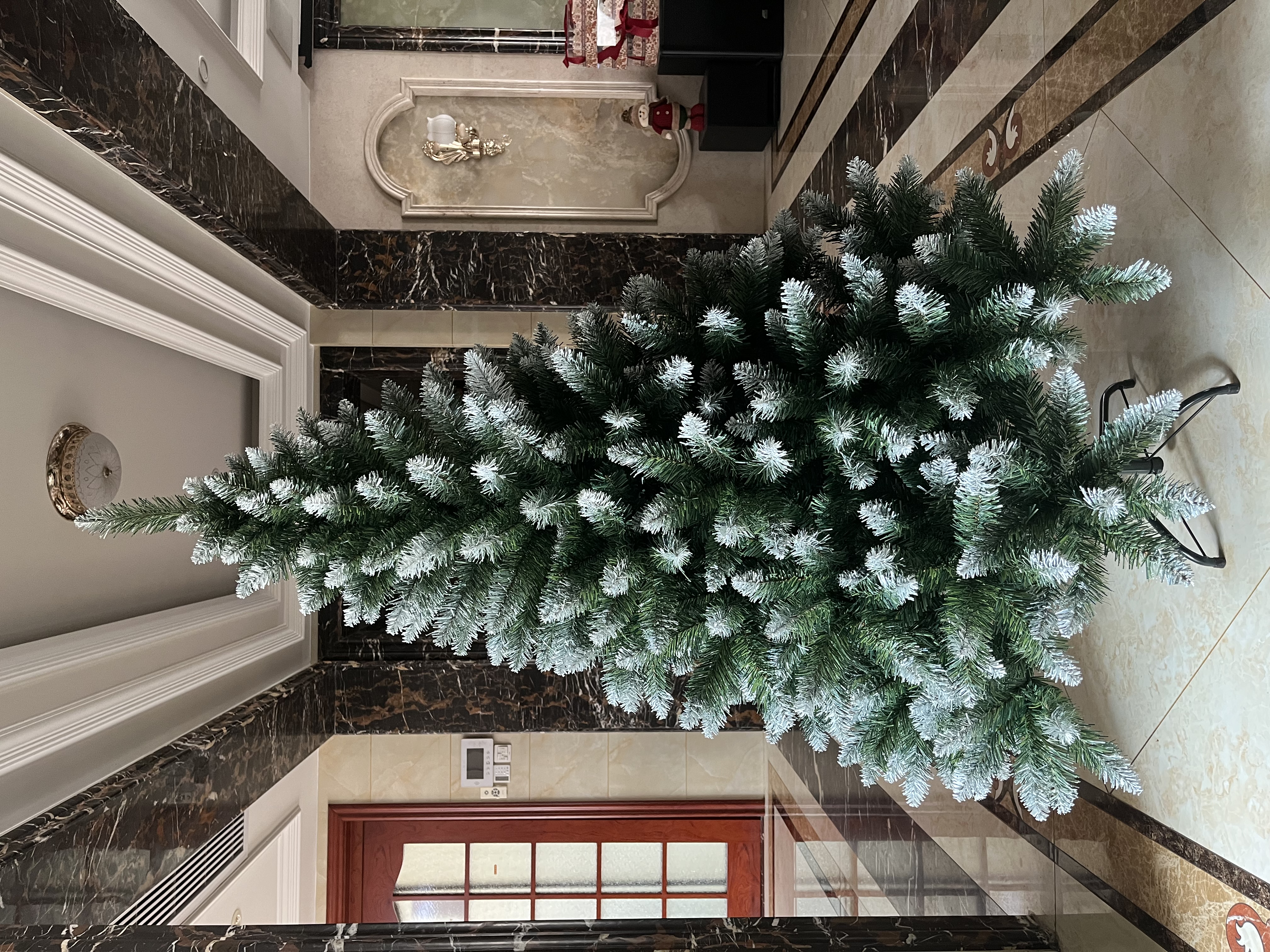 尖头P vc圣诞树，沾白尖头树混合树圣诞树圣诞树产品图