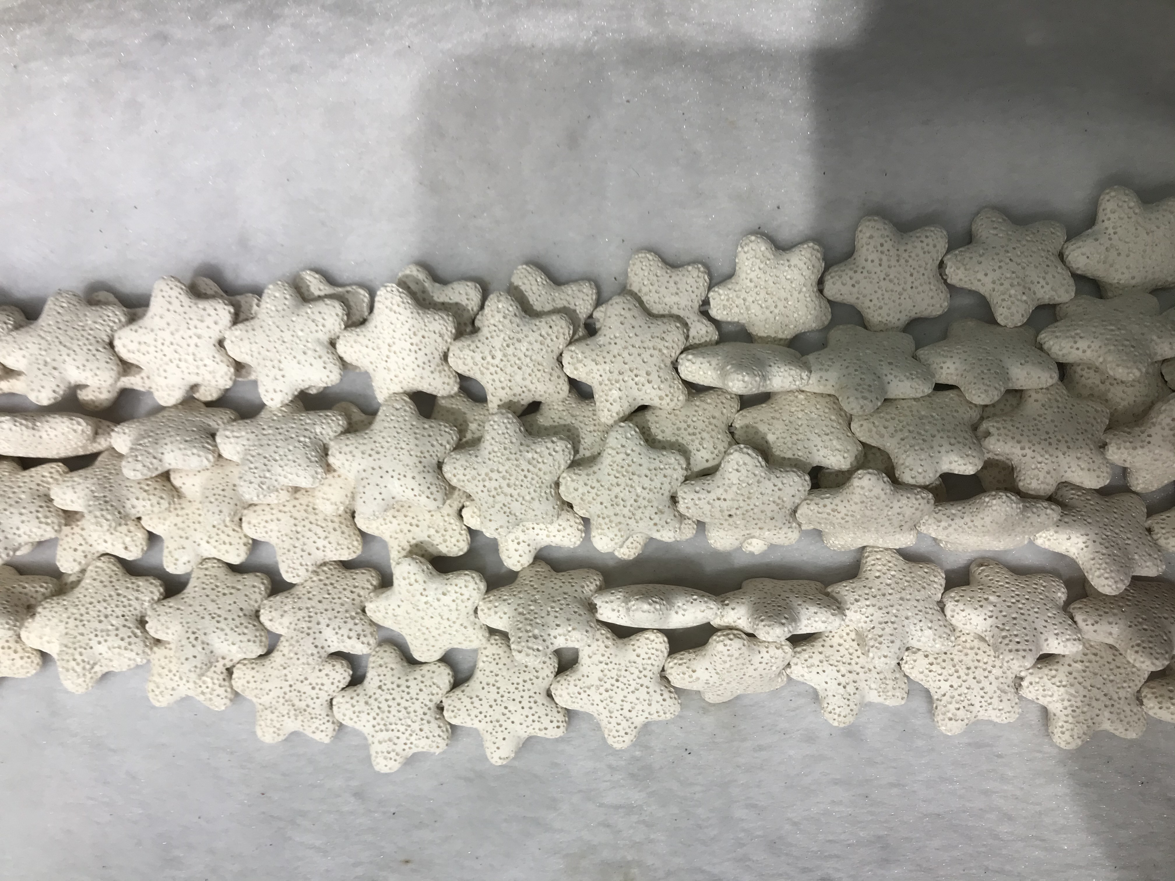 火山石23x23mm小海星白色、热销爆款欢迎各位朋友选购、其中有16个颜色