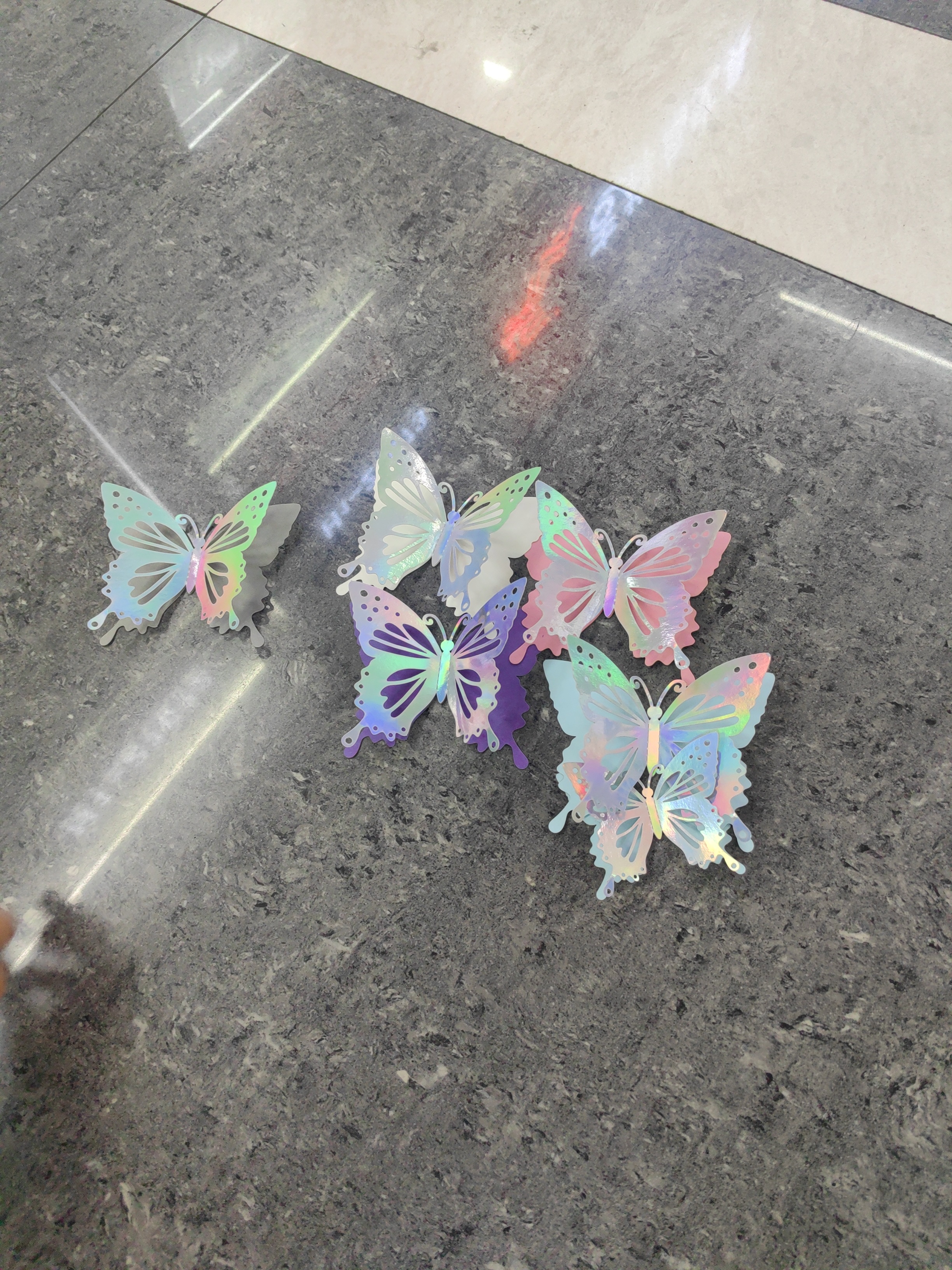 A must-have butterfly-shaped sticker for wedding celebrations to create a romantic atmosphere detail image 2
