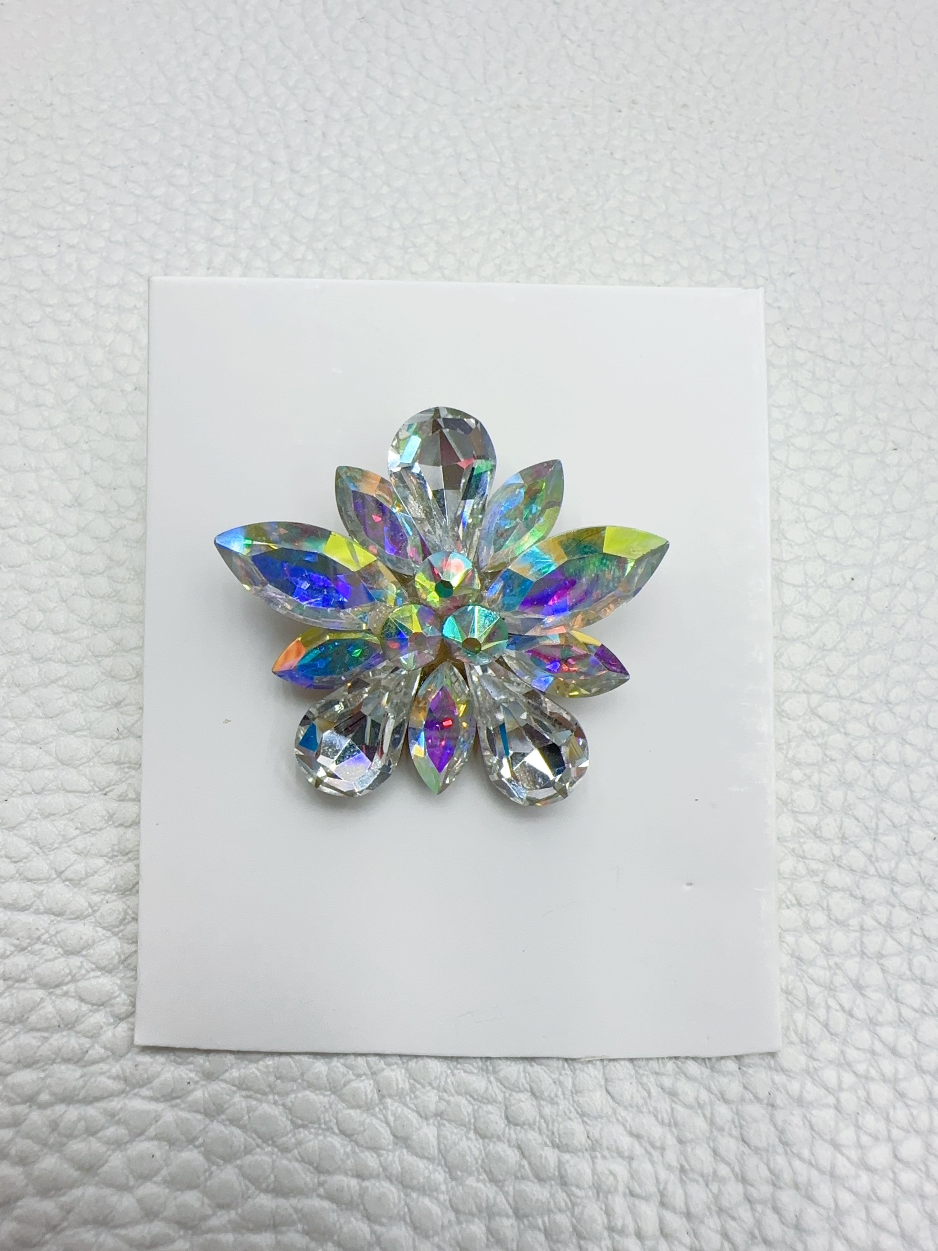 Factory direct sales of classic, fashionable and soft earrings. AB color series earrings, horse eye water drop diamond-encrusted heavy industry earrings, earrings and stud earrings