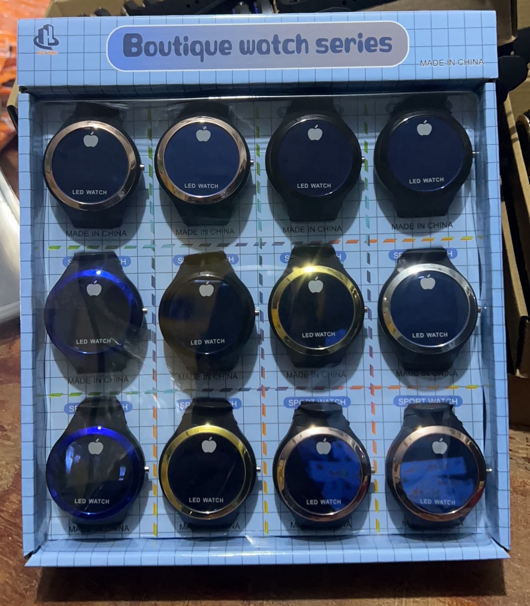 厂家直销各类LED儿童电子手表LED手环