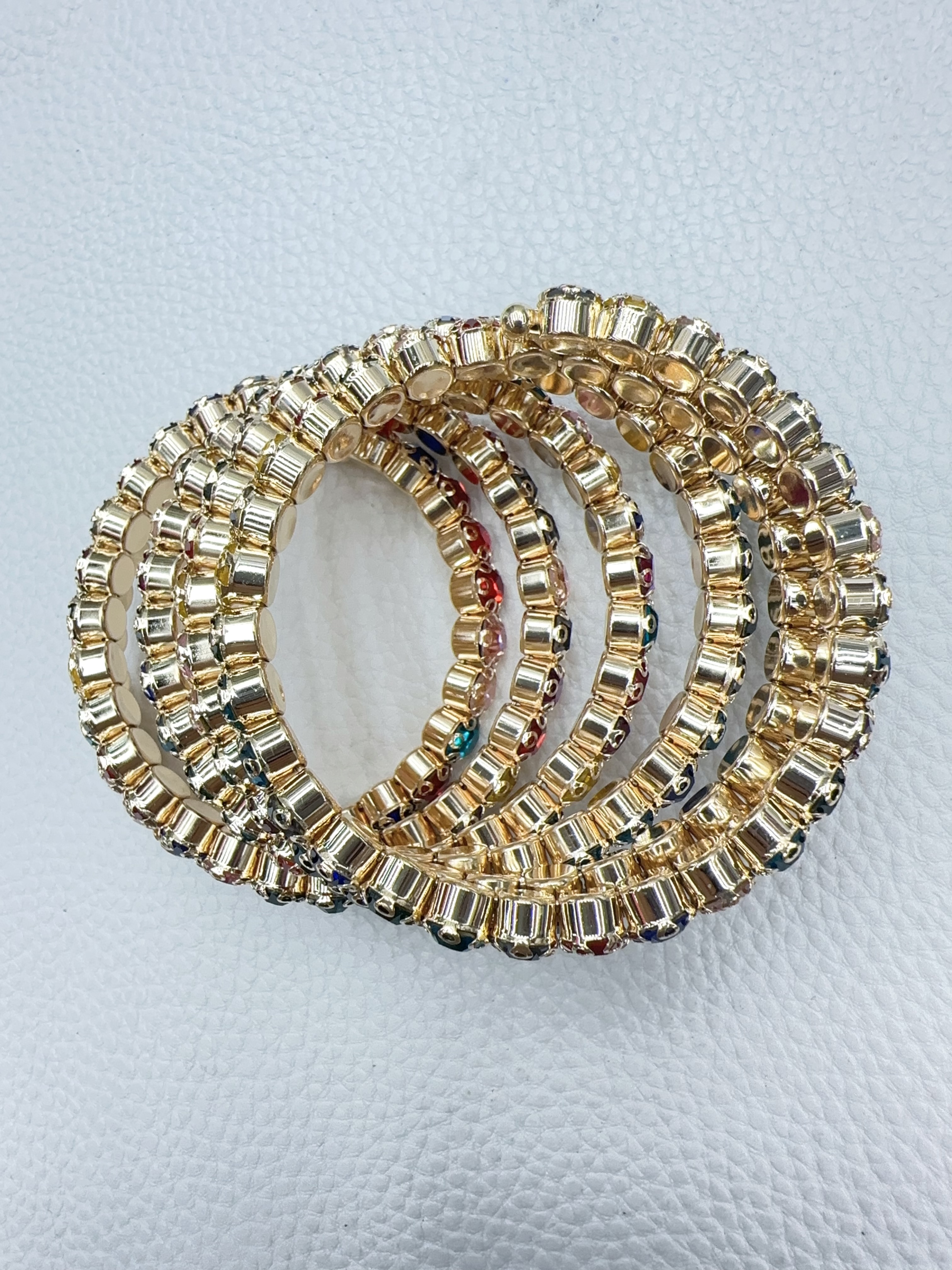 This bracelet features a variety of colorful rhinestones, cross-border multi-layer jewelry from Europe and America, and is wrapped with open rhinestones. It is versatile and exaggerated with multiple rows of colorful rhinestones details Picture