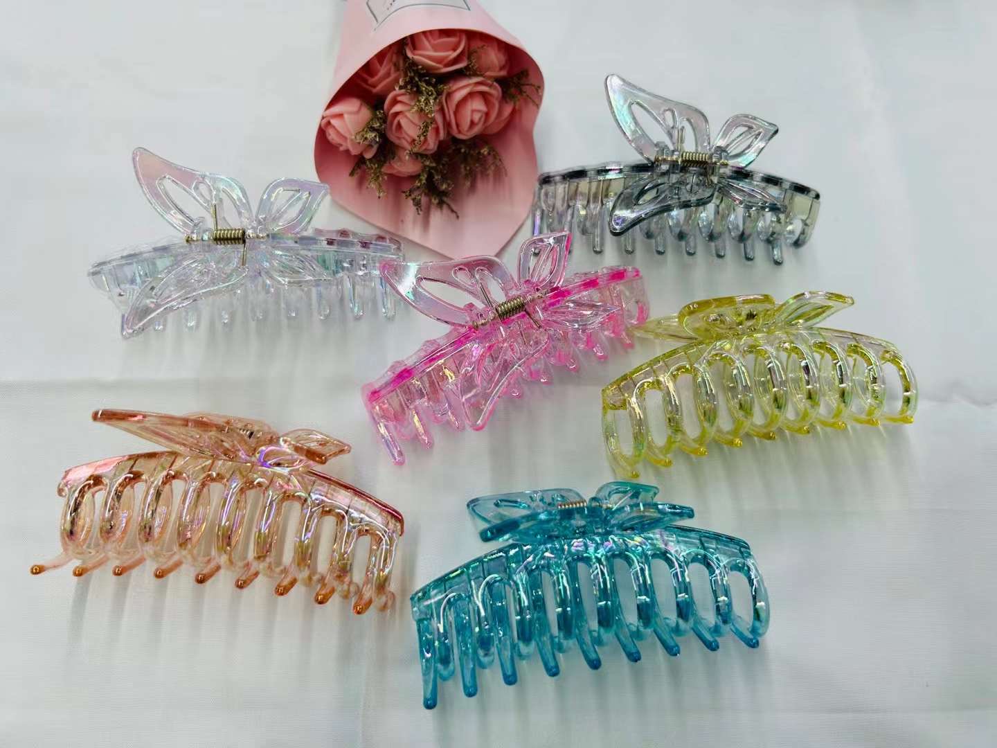 9 cm electroplated clips with spray paint Specification image