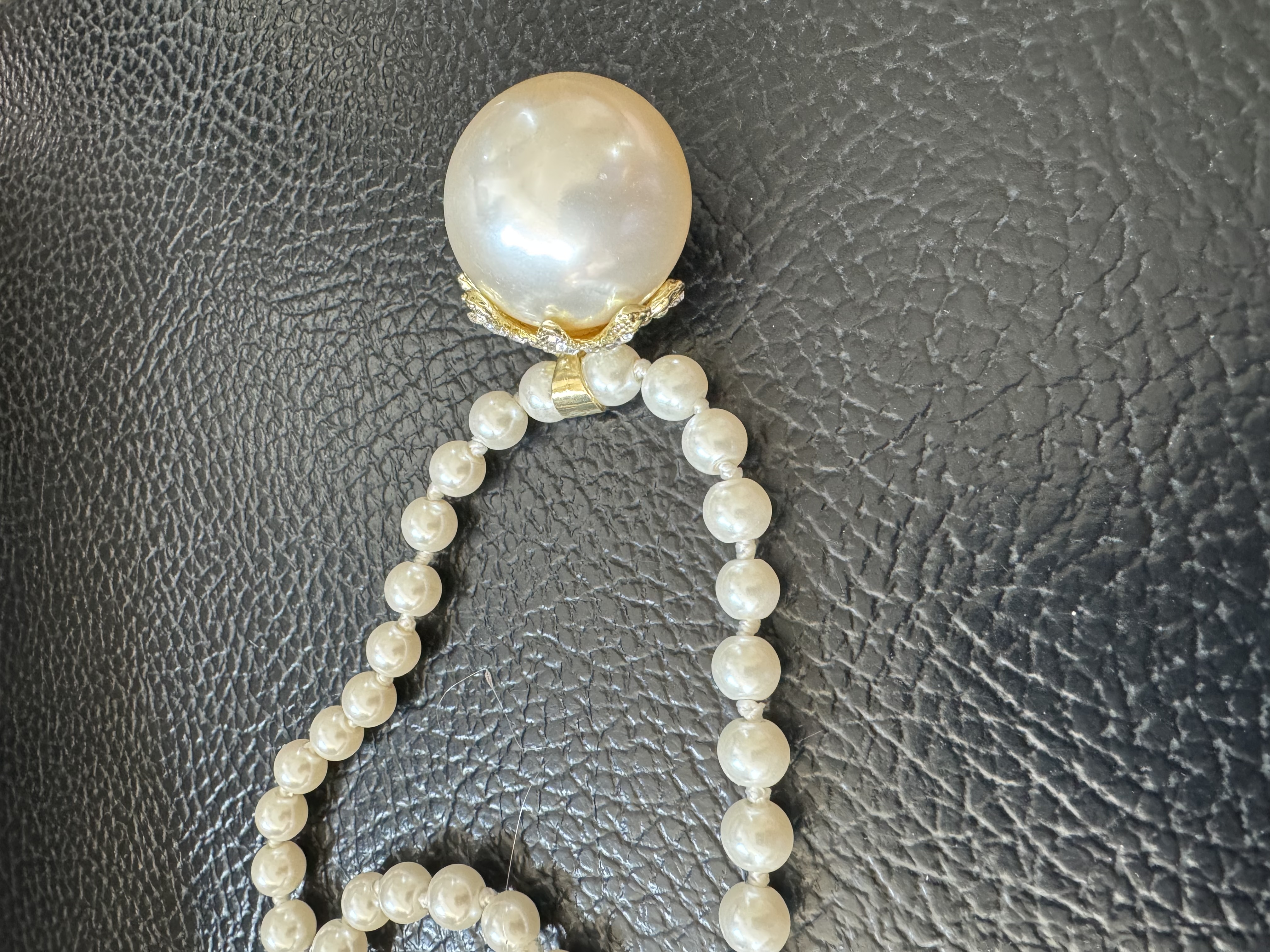 Long, trendy necklace, cute pearl sweater, new autumn and winter style, versatile accessories, decorative pendants, fashionable wax sweater chain, wax sweater chain, long, trendy necklace, cute pearl sweater, new autumn and winter style detail image 6