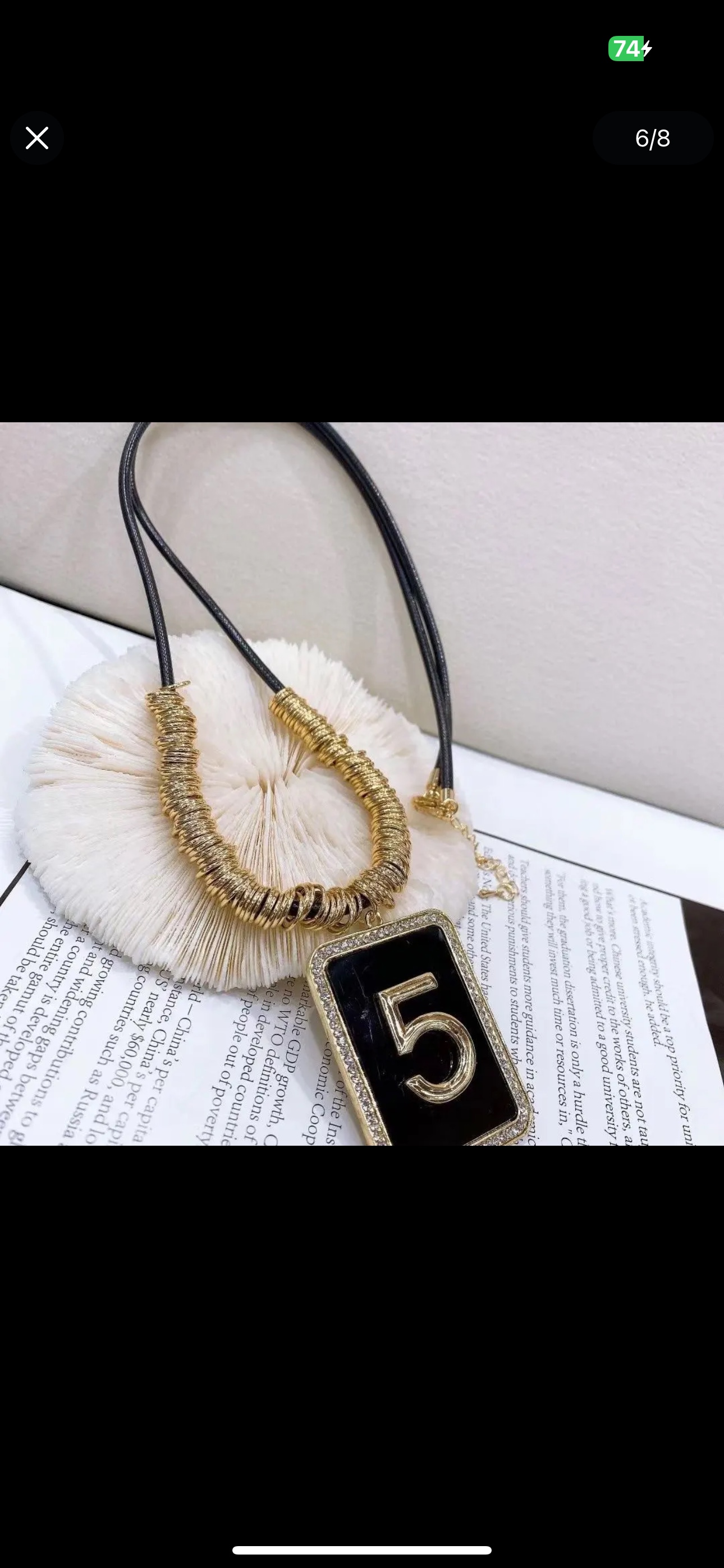 A high-end Korean crystal diamond-encrusted sweater chain long, versatile and elegant pendant for women, simple autumn and winter hanging accessories detail image 8