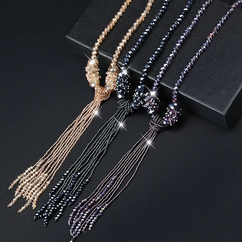 A high-end Korean crystal diamond-encrusted sweater chain long, versatile and elegant pendant for women, simple autumn and winter hanging accessories detail image 3