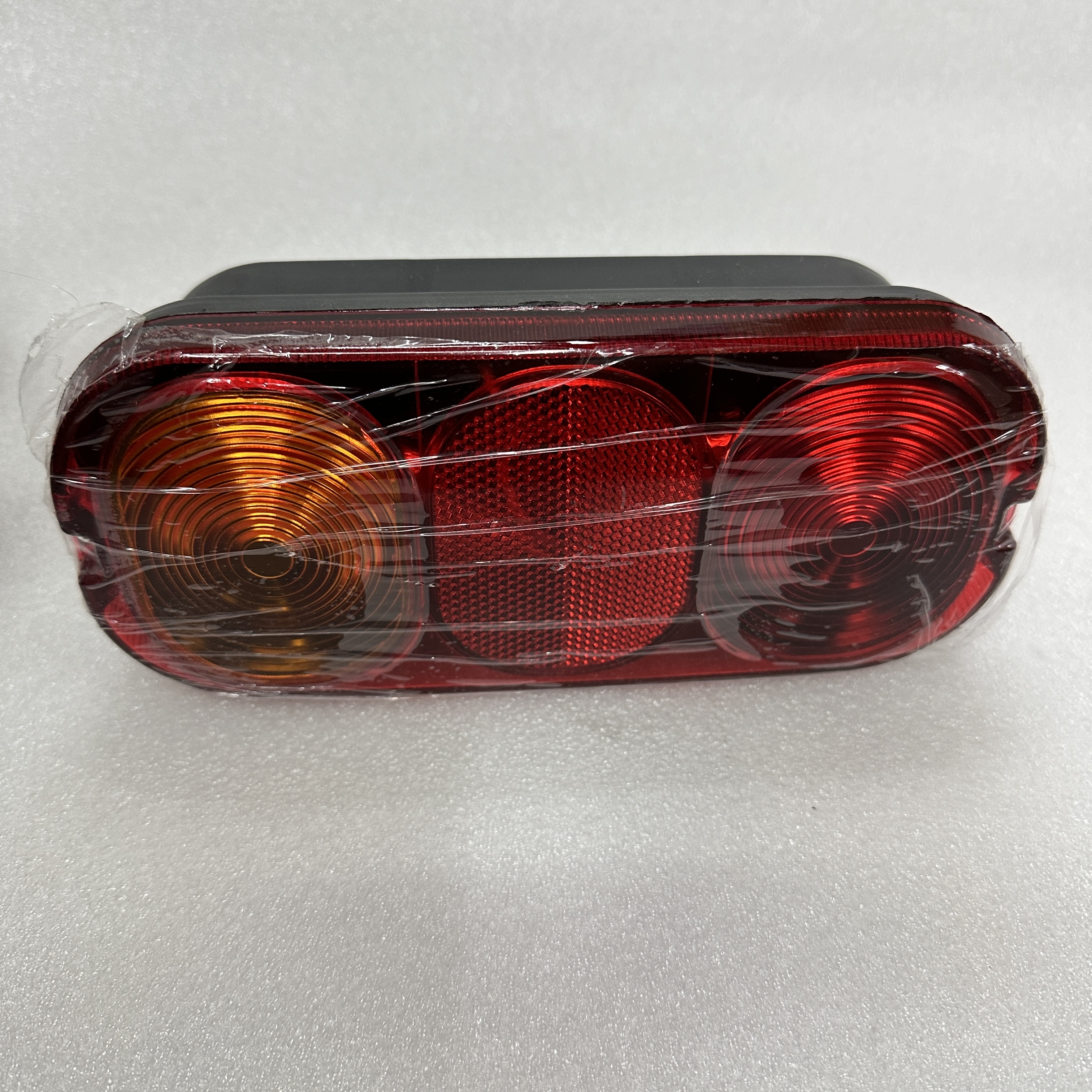 The auto parts are suitable for JCB engine brake taillights 700/50018 Application Scenario