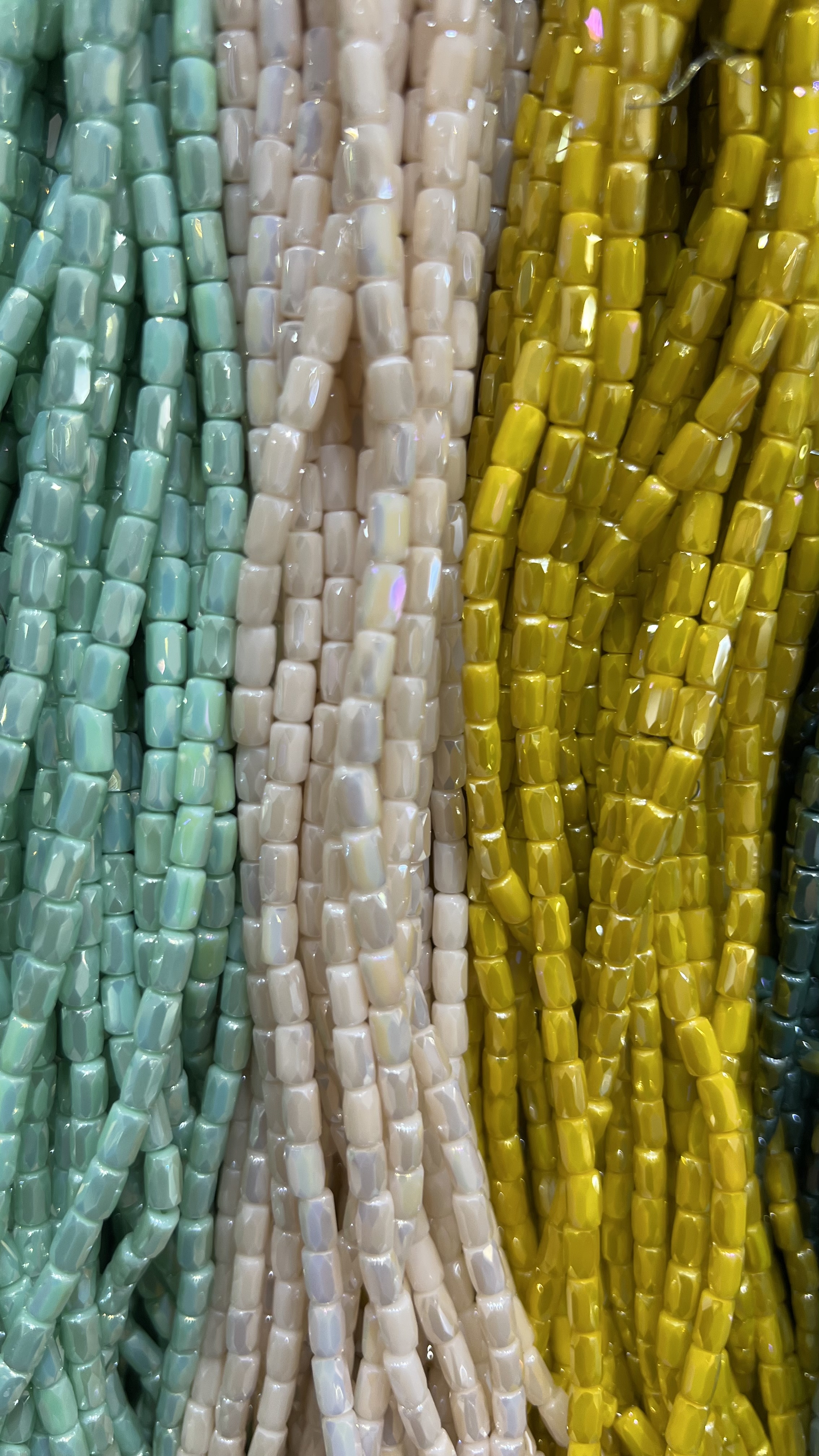 DIY4MM圆柱玻璃珠子手串饰品配件亮晶晶闪批发切面圆柱瓷料电镀色厂家批发水晶珠子柱形详情图4