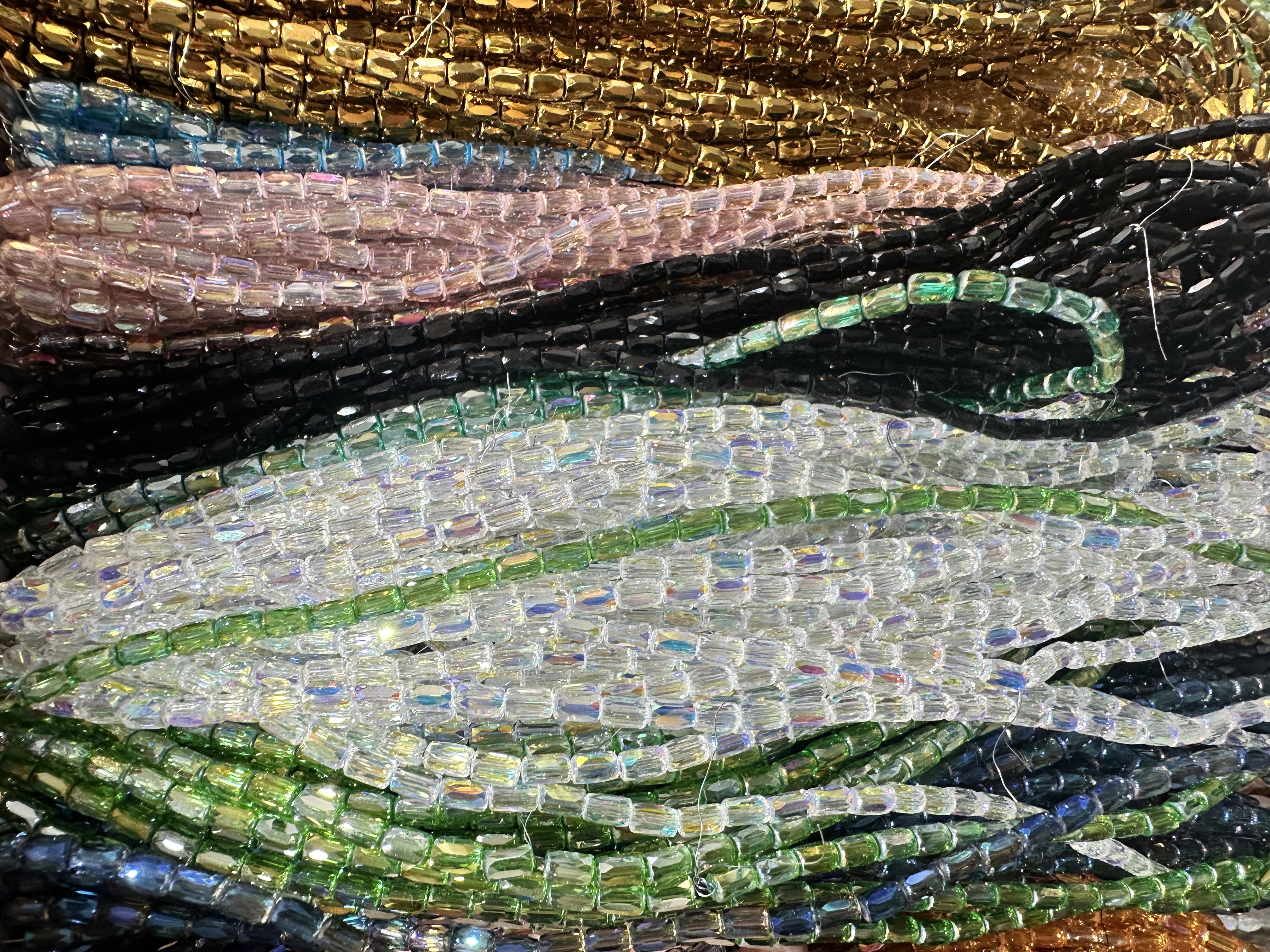 DIY4MM圆柱玻璃珠子手串饰品配件亮晶晶闪批发切面圆柱瓷料电镀色厂家批发水晶珠子柱形细节图