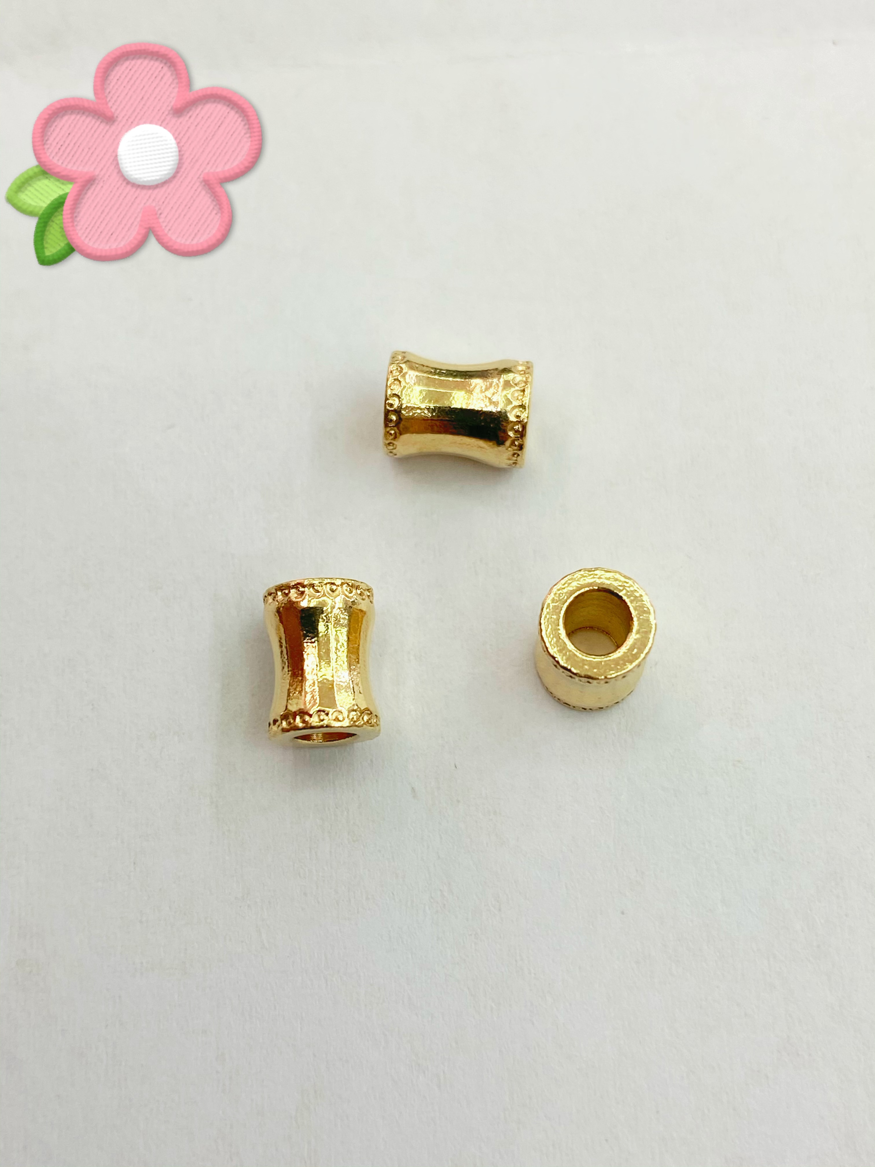 Copper accessories, small waist vase, beaded bracelet, engraved flower craft jewelry accessories, brass details Picture