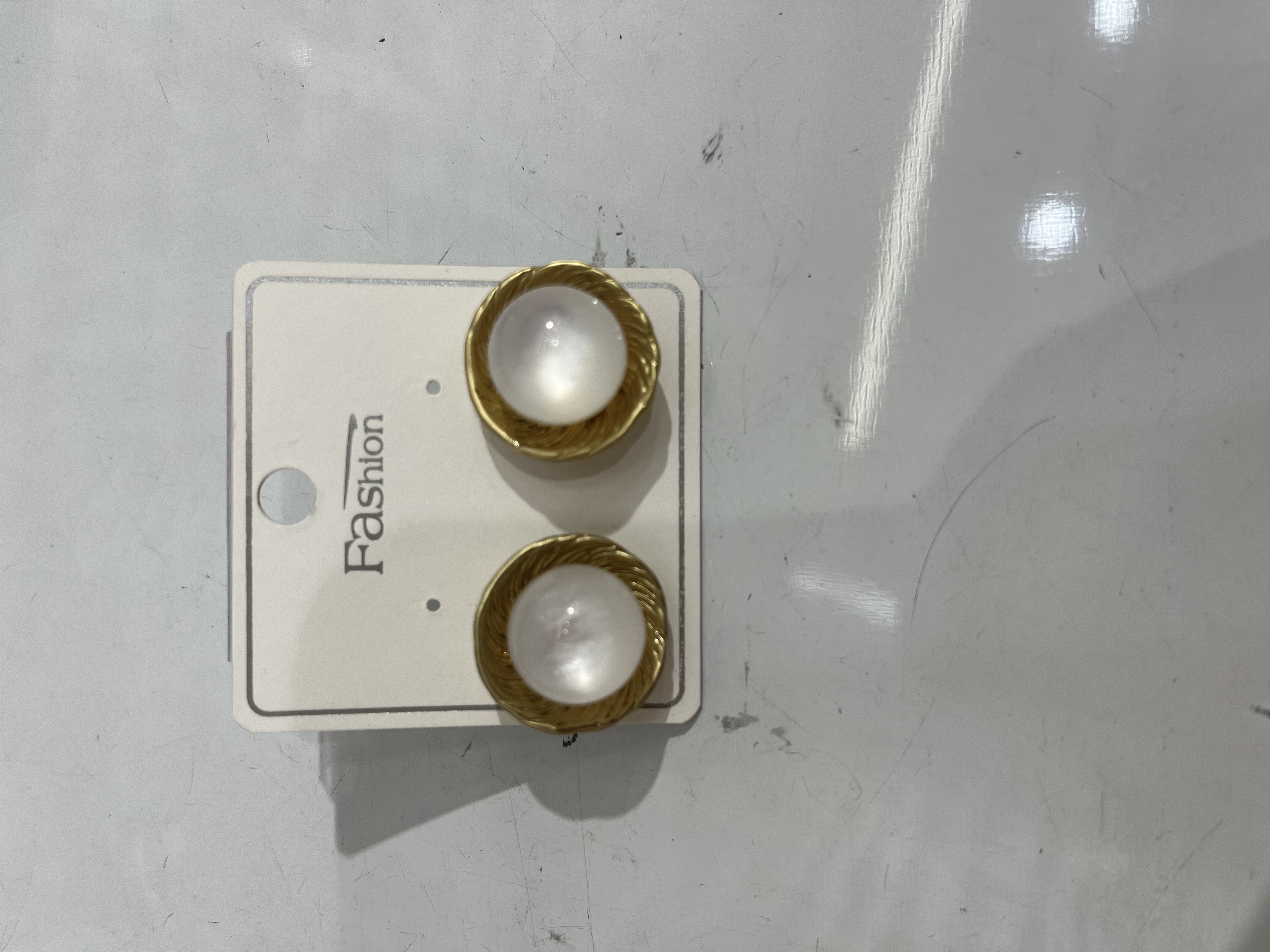 无骨耳环耳夹设计 铃兰花手链搭配 無洞耳夾时尚配饰 耳骨夹个性饰品 简约风格耳环套装详情图2