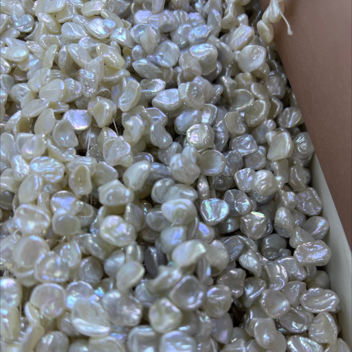 Baroque pearl petal regenerated pearl three-seven-hole silver detail image 1