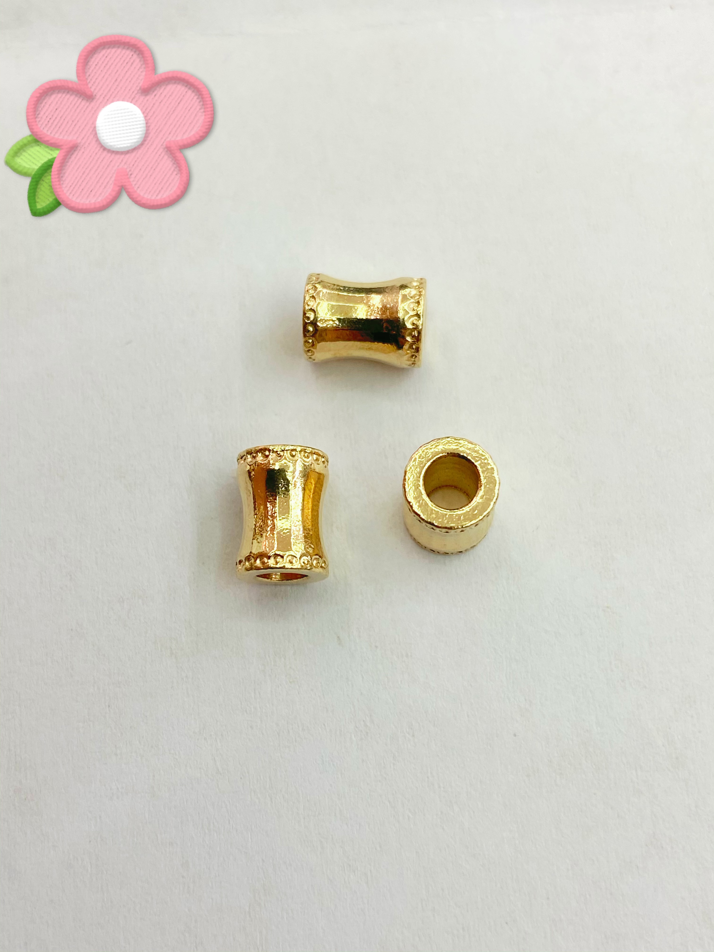 Copper accessories, small waist vase, beaded bracelet, engraved flower craft jewelry accessories, brass Application Scenario