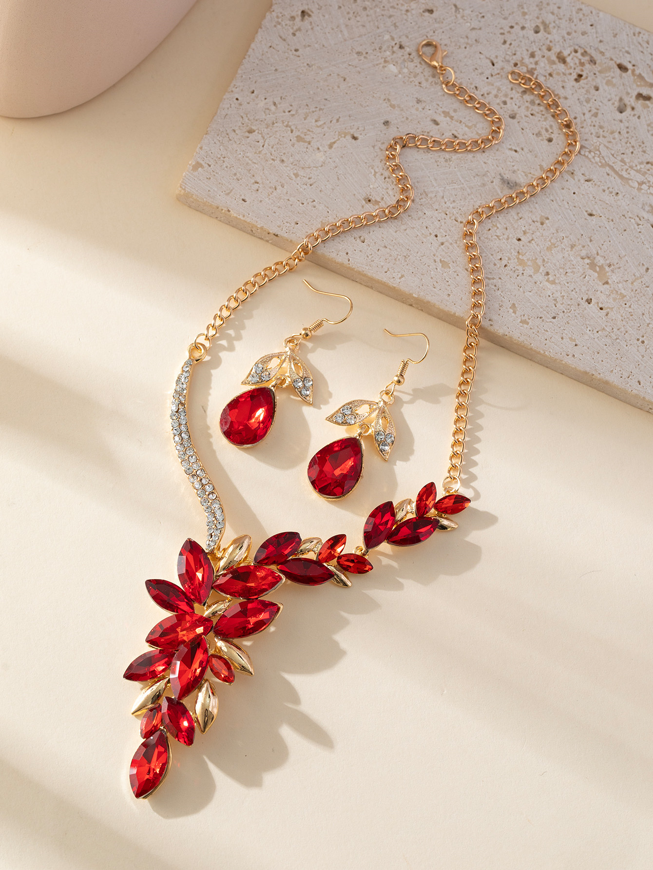 一款2件套大红马眼婚礼聚会送礼项链套装 跨境锆石套链产品图