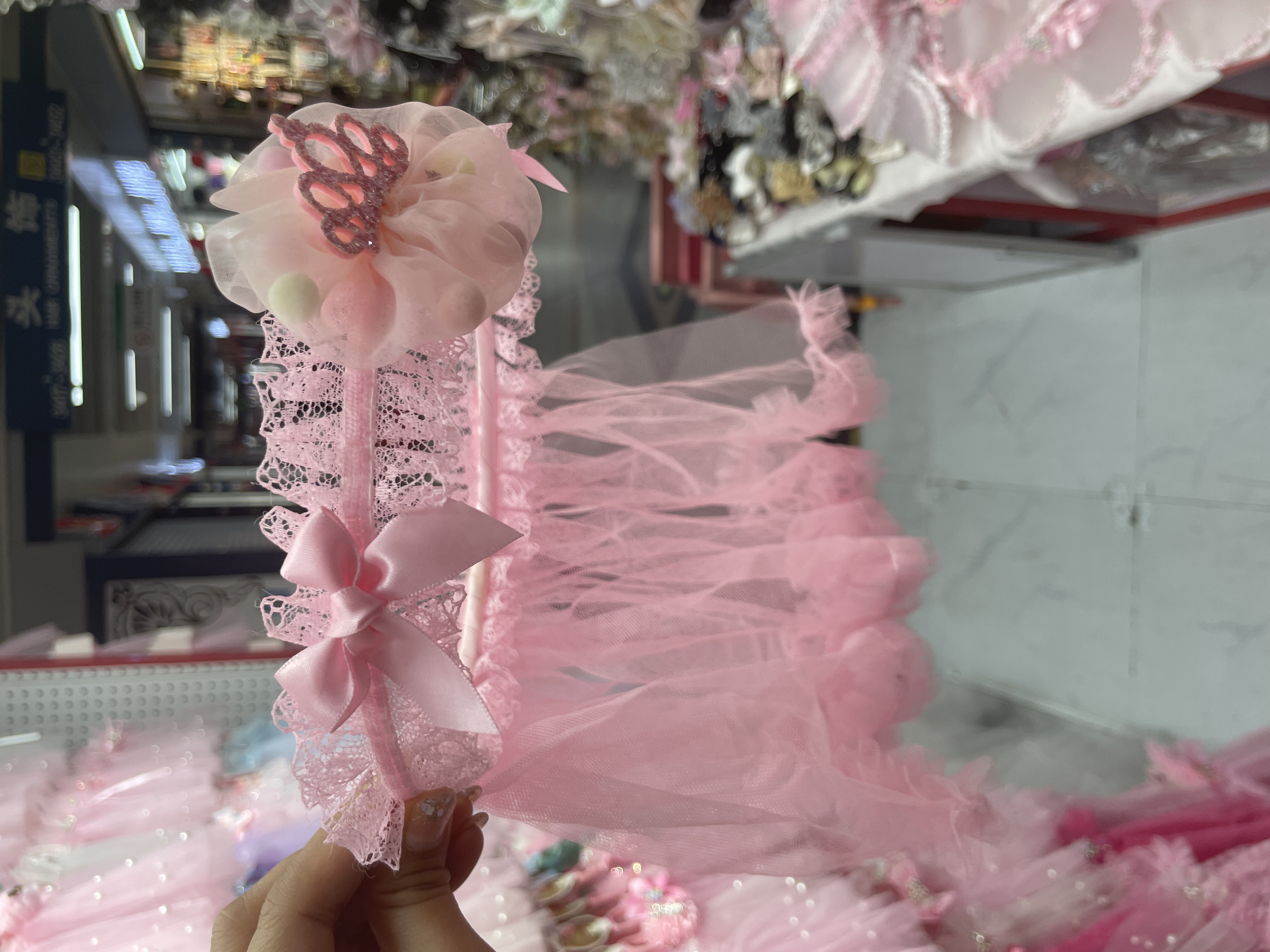 Children's princess double-layered headwear, sweet garland headband, girls' double-layered romantic headwear, veil headband, flower children's cute veil detail image 5