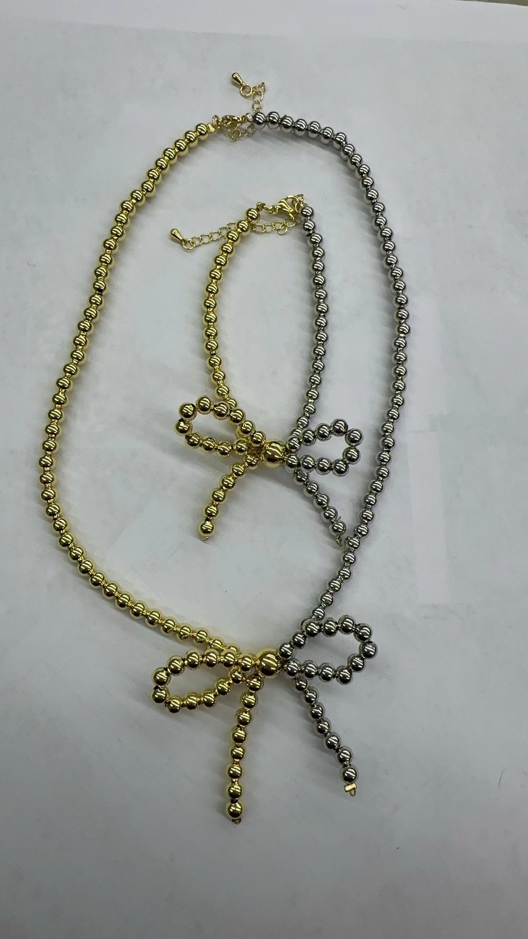 قلادة من الخرز، ذهبية Specification image