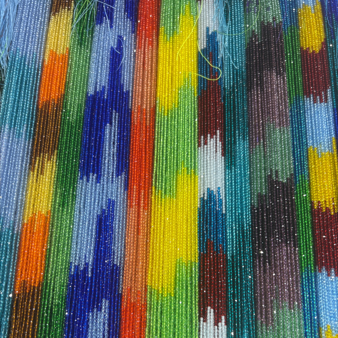 水晶2MM尖晶渐变色详情图2