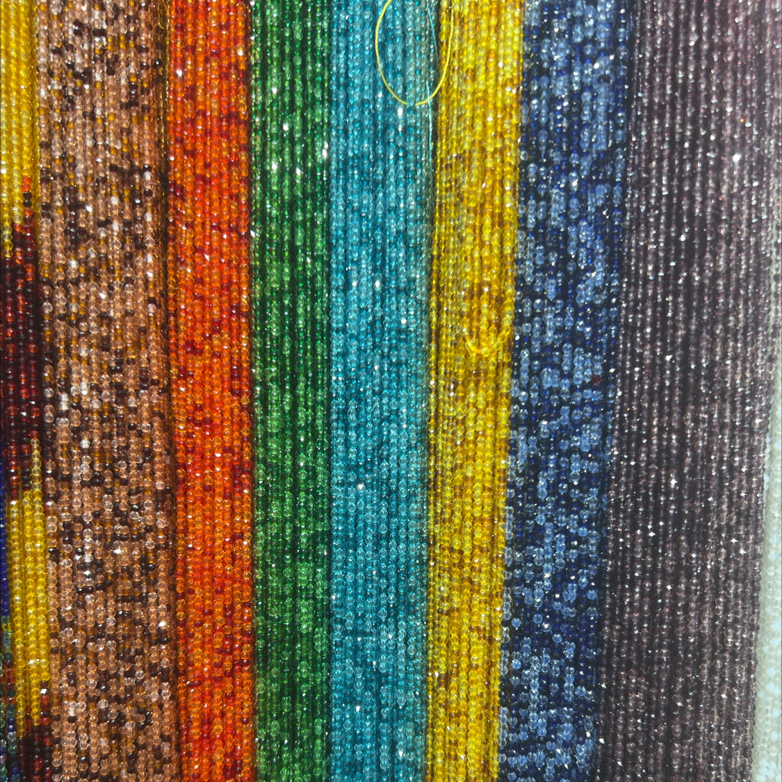 水晶2MM尖晶渐变色详情图3