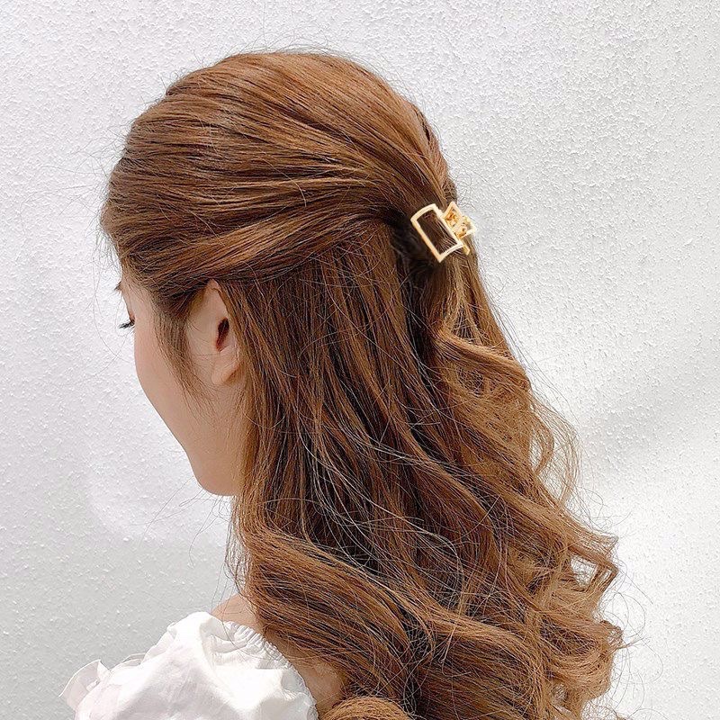 Hair clips, hair accessories, scratch-off clips, cute pink Korean planet hair clips, bangs clips, girl star hair scratch-off clips, small, charming hair accessories, hair clips, hair accessories details Picture