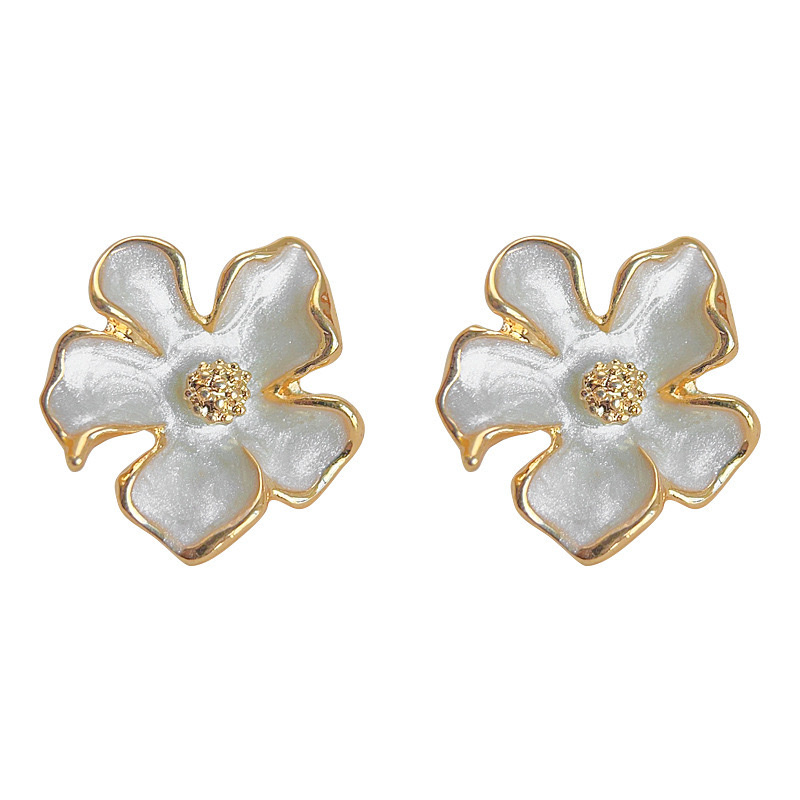 French-style cream white oil-dripping flower stud earrings, sweet and simple Japanese and Korean earrings, high-end and light luxury earrings wholesale Item Picture