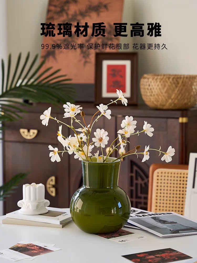 Vintage vase ornaments, French high-end style, glass Fenton flower vase, creative glass water cultivation flower arrangement decorations for the living room Specification image