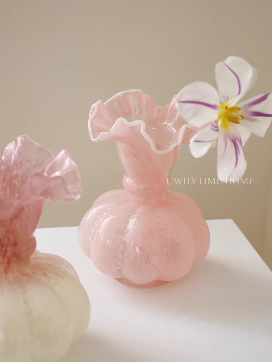 French elegant art decorative items, simple and modern home furnishings, flower art bottles, decorative flower vases, vases, French vases details Picture