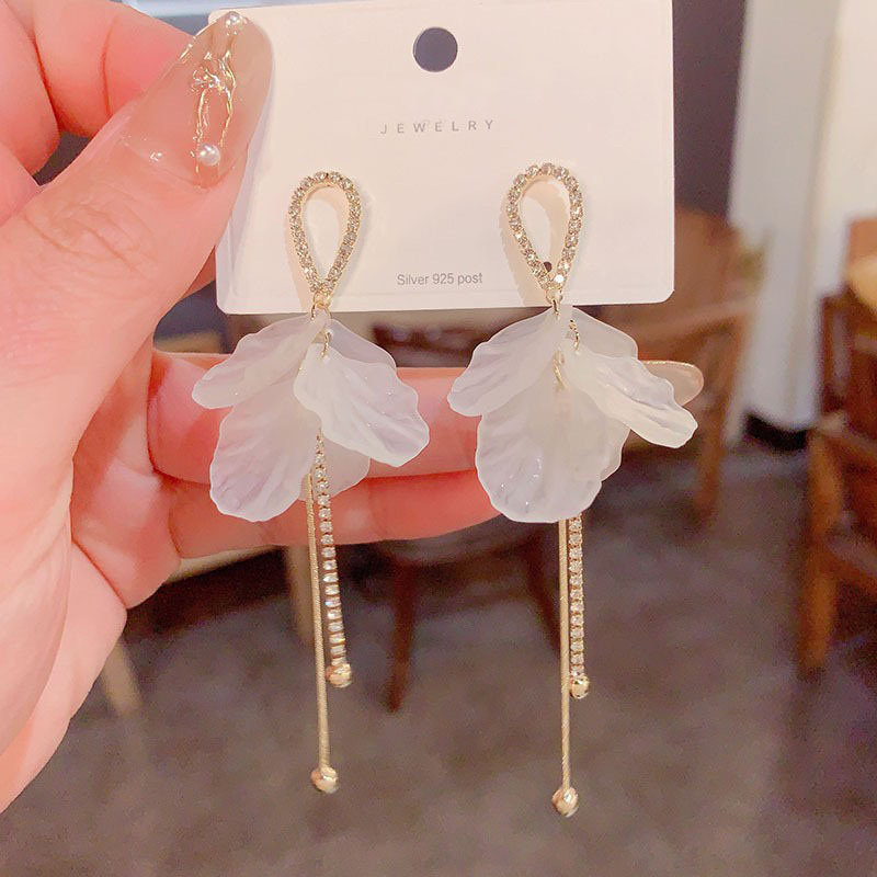 珍珠耳环耳钉 高档女士饰品 精致耳饰 时尚潮流配饰 美丽耳环礼物装饰品详情图4