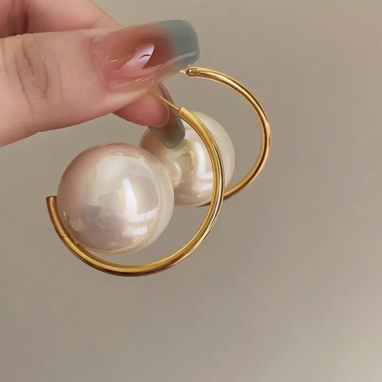 Francés retro perla geométrica moda exagerada temperamento aretes nicho ligero lujo alto sentido orejeras al por mayor accesorios para mujeres orejeras detail image 5
