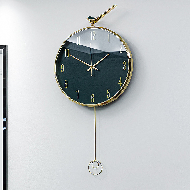 轻奢挂钟现代简约表挂墙客厅装饰钟表创意静音时钟个性摇摆石英钟