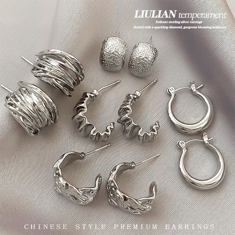 Silver simple and elegant stud earrings for women, 2024 new trendy and high-end style earrings, niche retro internet-famous earrings wholesale accessories, earrings and earrings details Picture