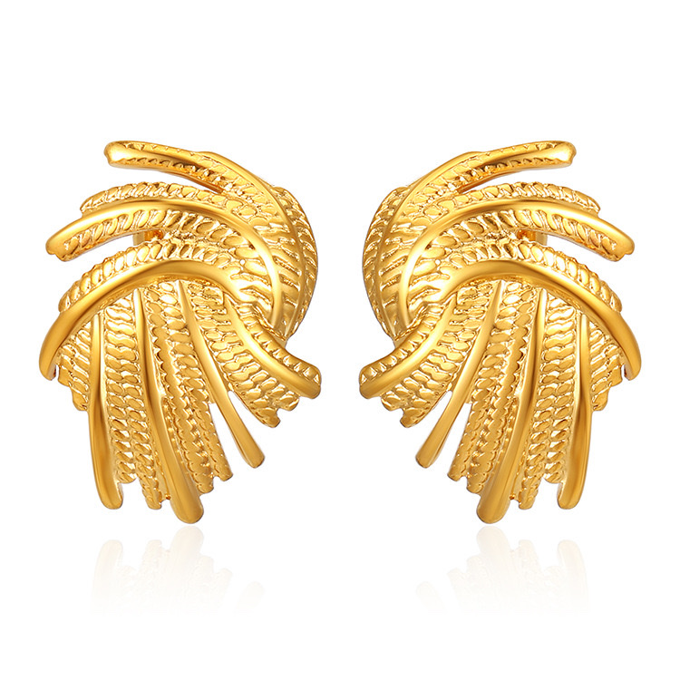 Cross-border European and American fashion trend, niche stainless steel earrings, women's bow, high-end feel, 18K earrings wholesale, accessories, earrings Application Scenario