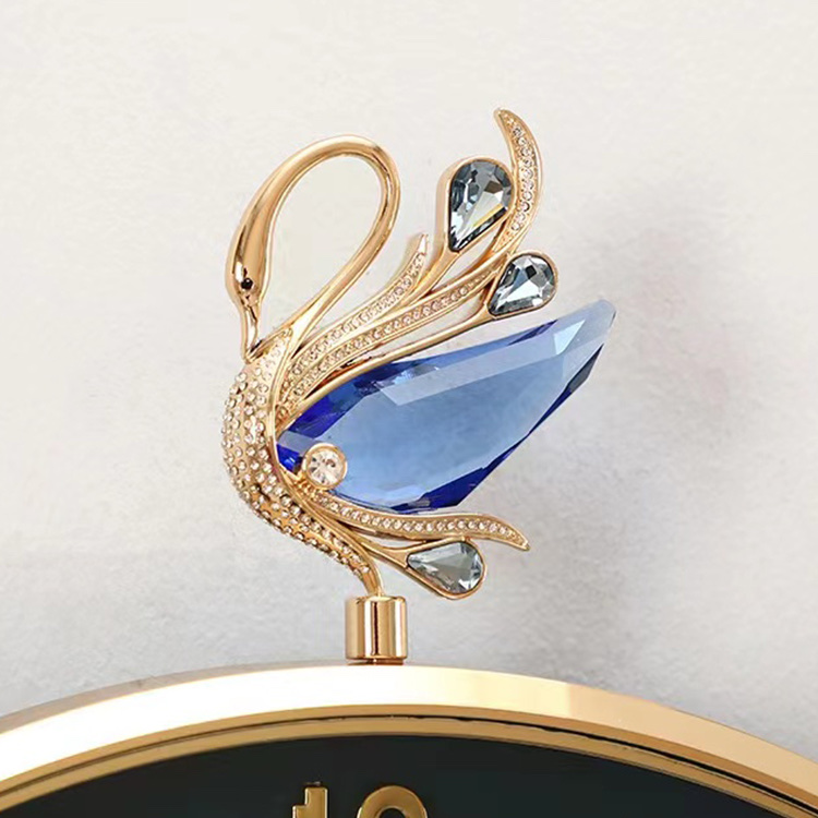 轻奢挂钟现代简约表挂墙客厅装饰钟表创意静音时钟个性摇摆钟表白底实物图