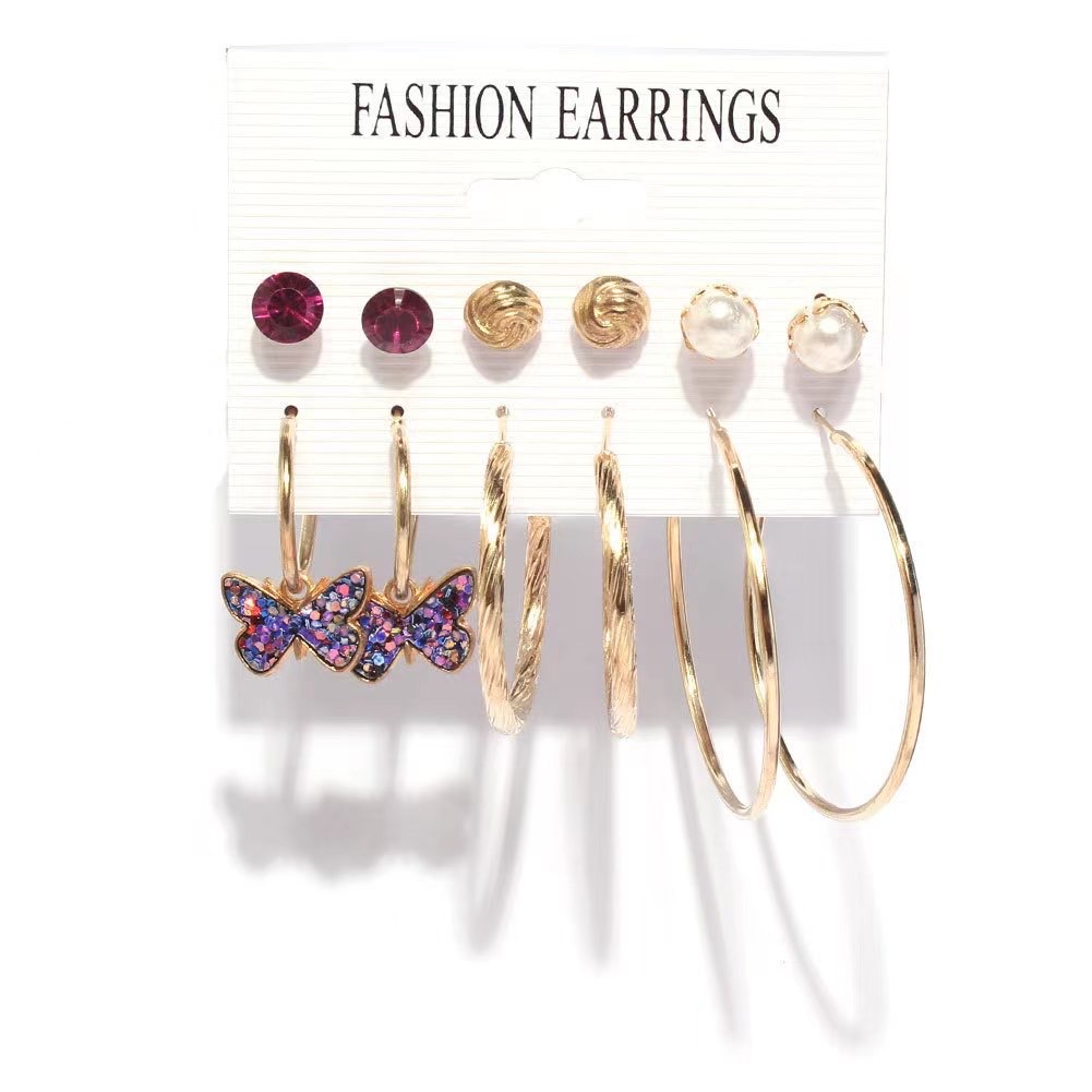 珍珠耳环时尚饰品 简约耳钉耳饰 女士耳环饰品 精致耳钉饰品 珍珠耳饰优雅气质