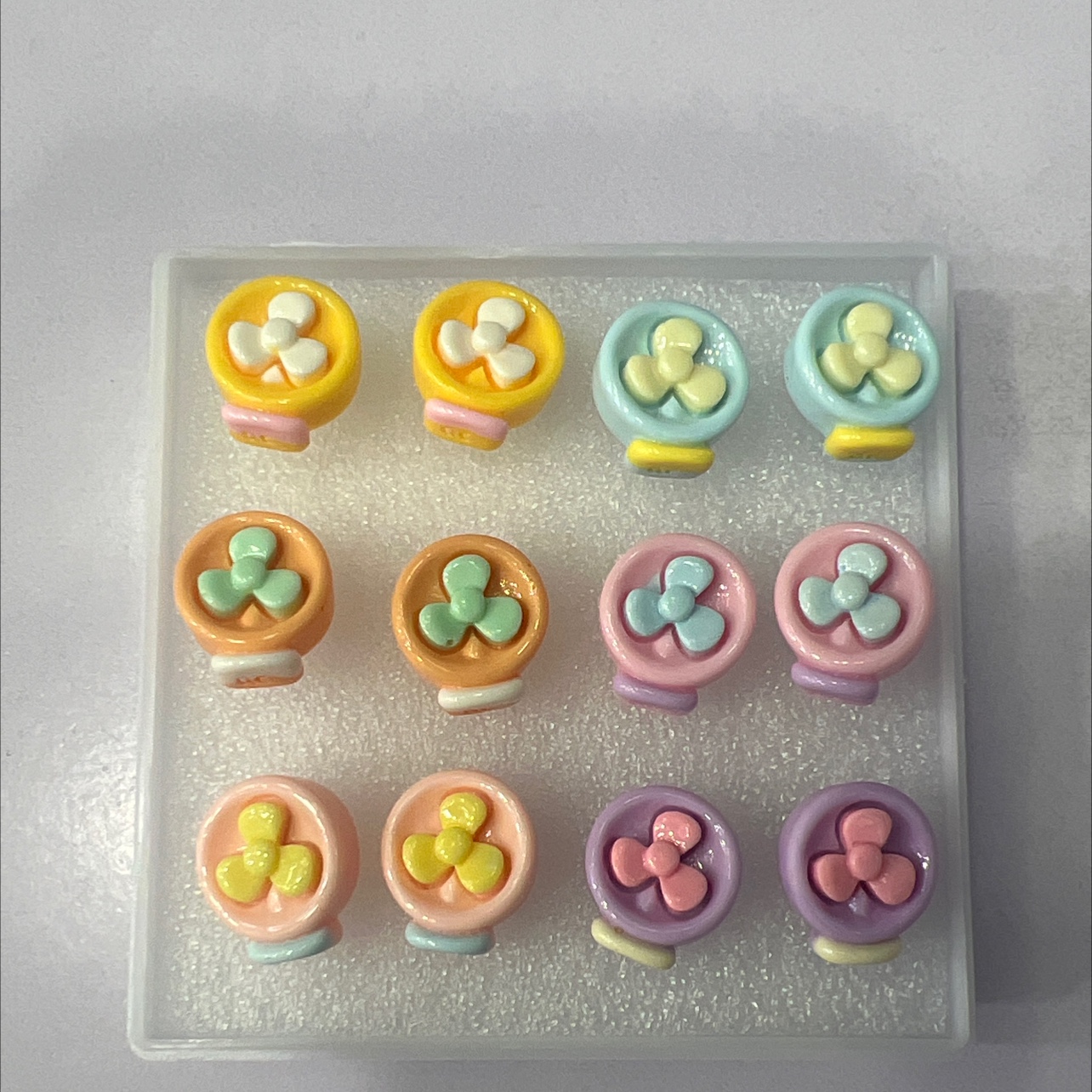 卡通糖果色小风扇耳钉塑料针防过敏