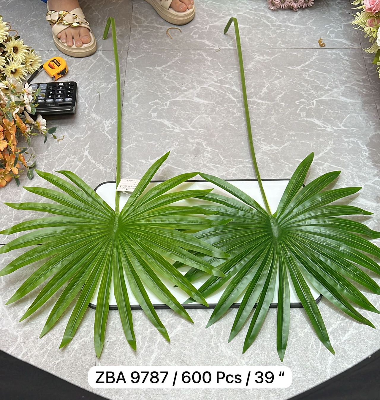 Simulated flower leaves Specification image