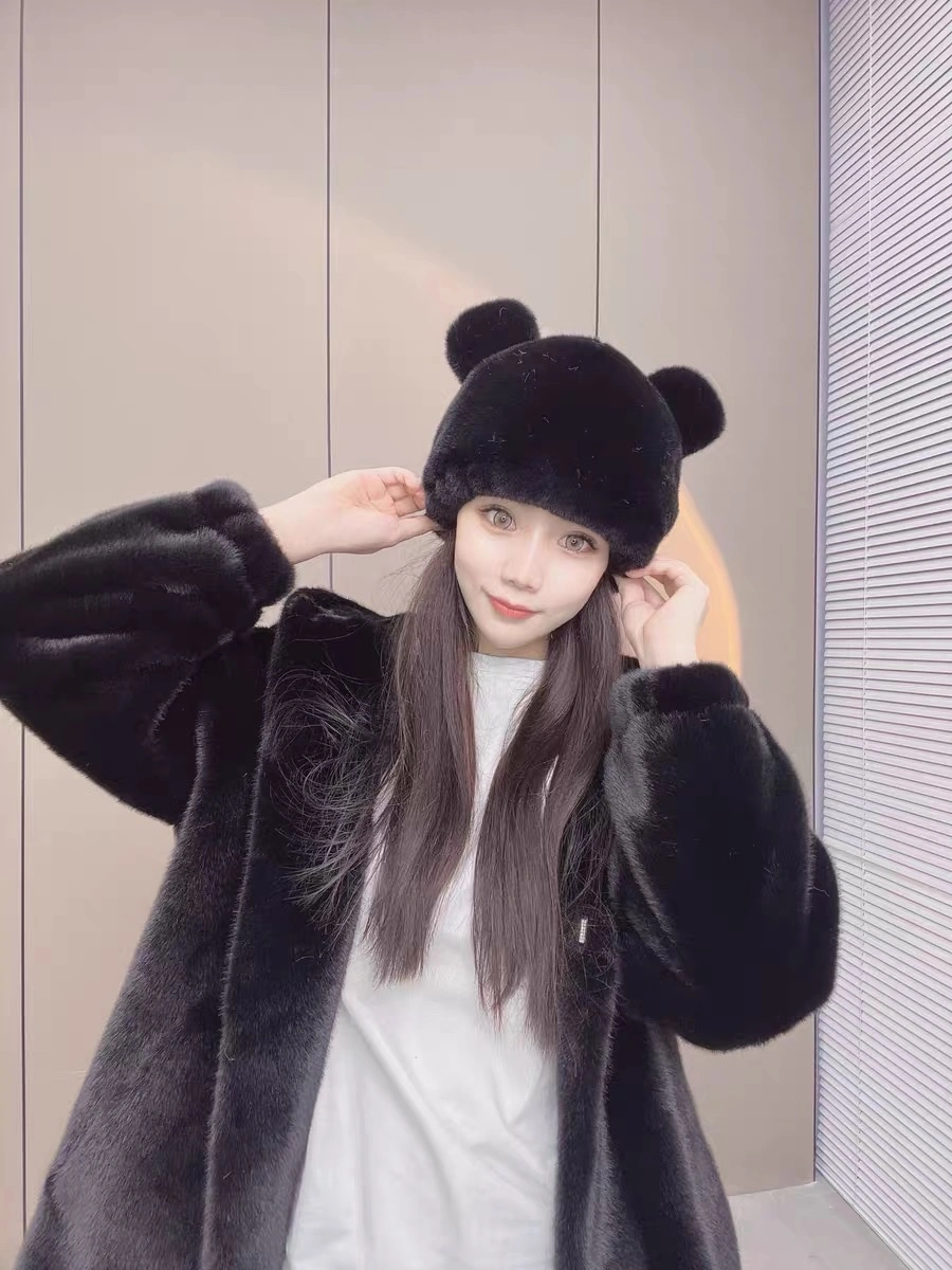 The 2024 new fashionable and trendy summer warm European mink fur bear ear hat and women's fur hat are bestsellers detail image 3