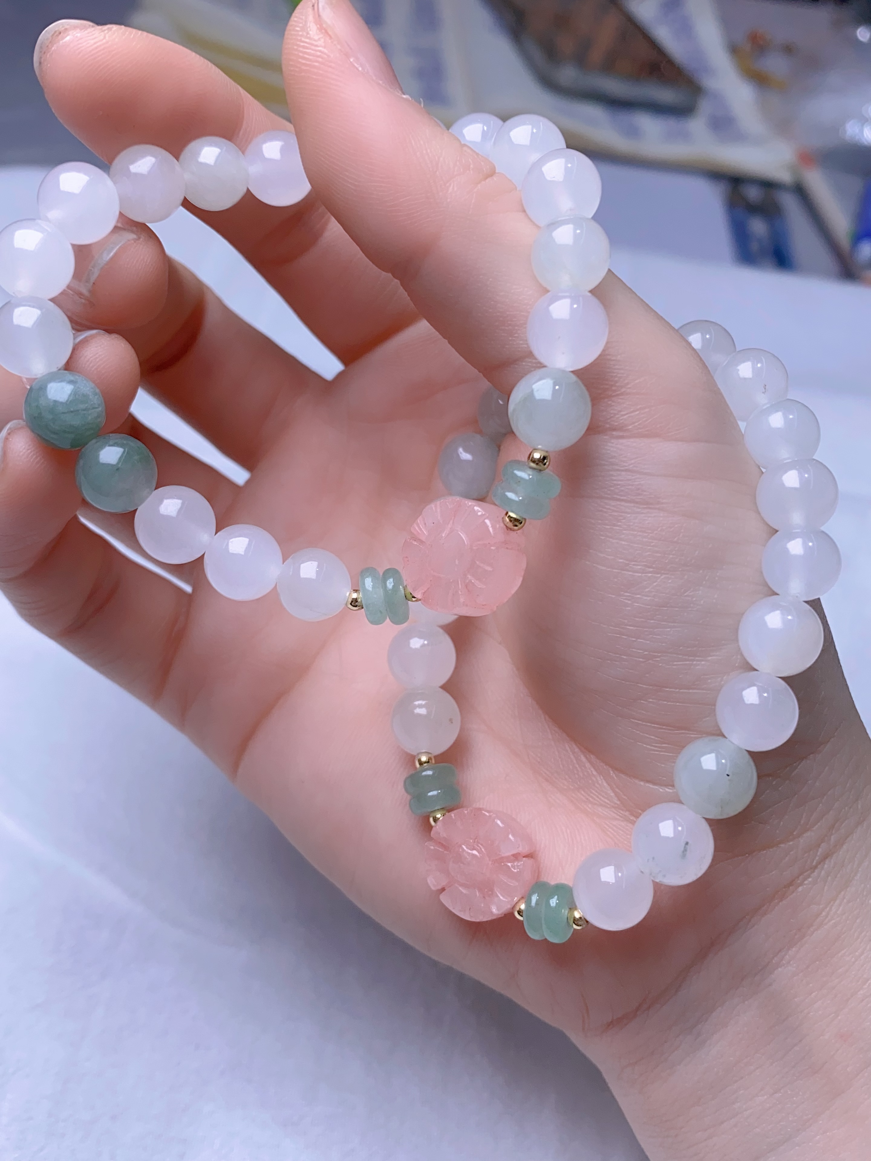 Tianshan Cui Also Known As Quartzite Jade Has A Tight Structure, Hard Texture, Acid-Resistant Bracelet details Picture
