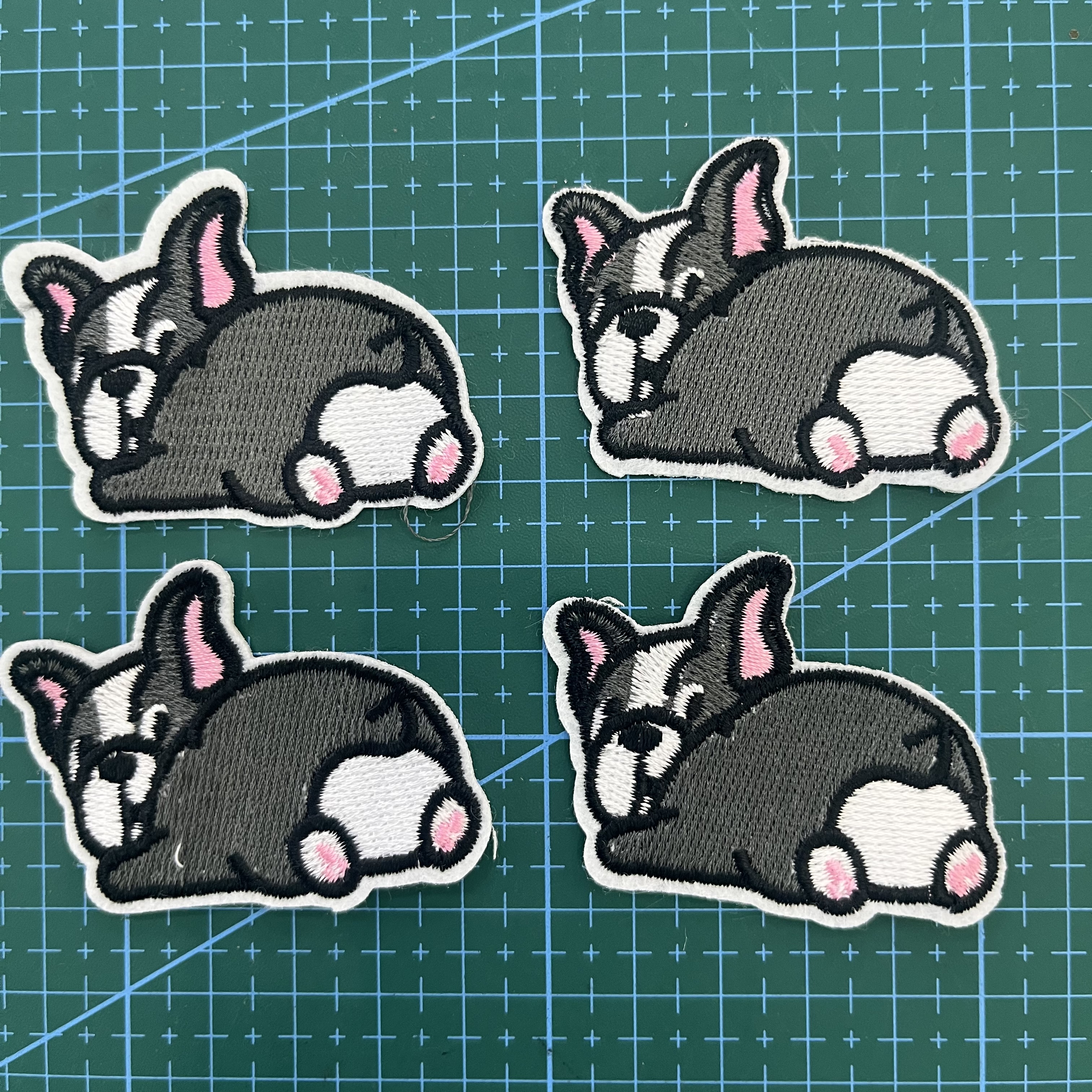 刺绣布贴补丁卡通狗狗详情图11