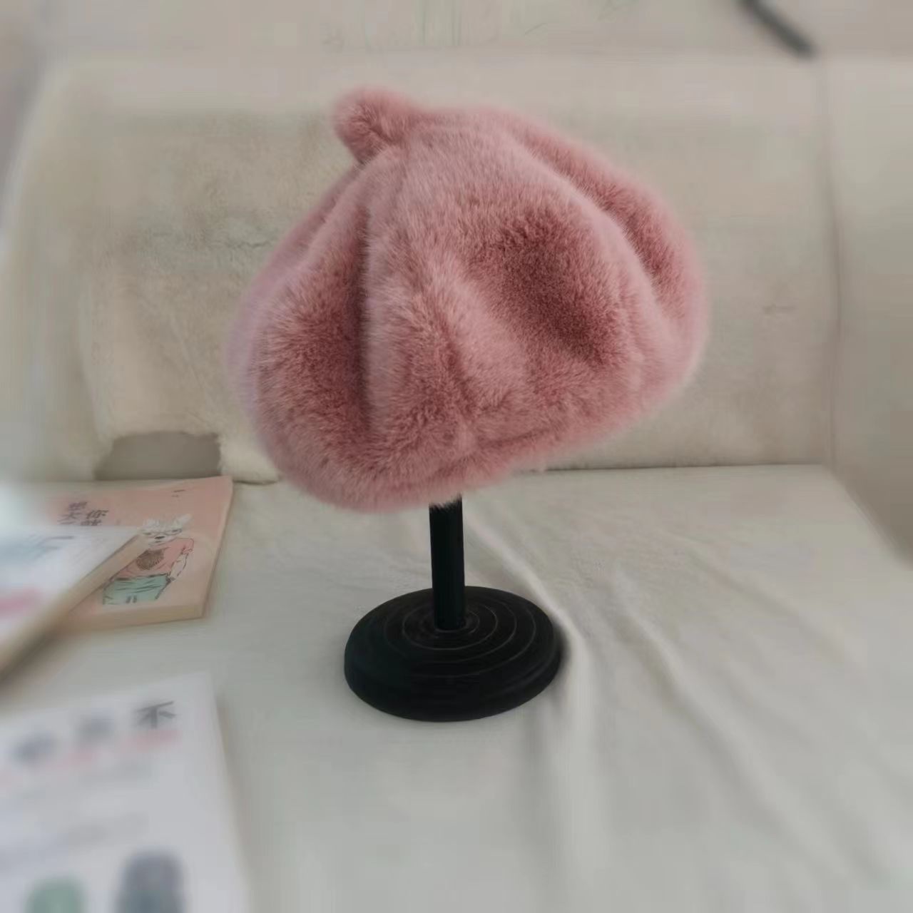 Thickened and fleece faux mink beret for warmth, painter's hat, girls' winter hat, octagonal hat