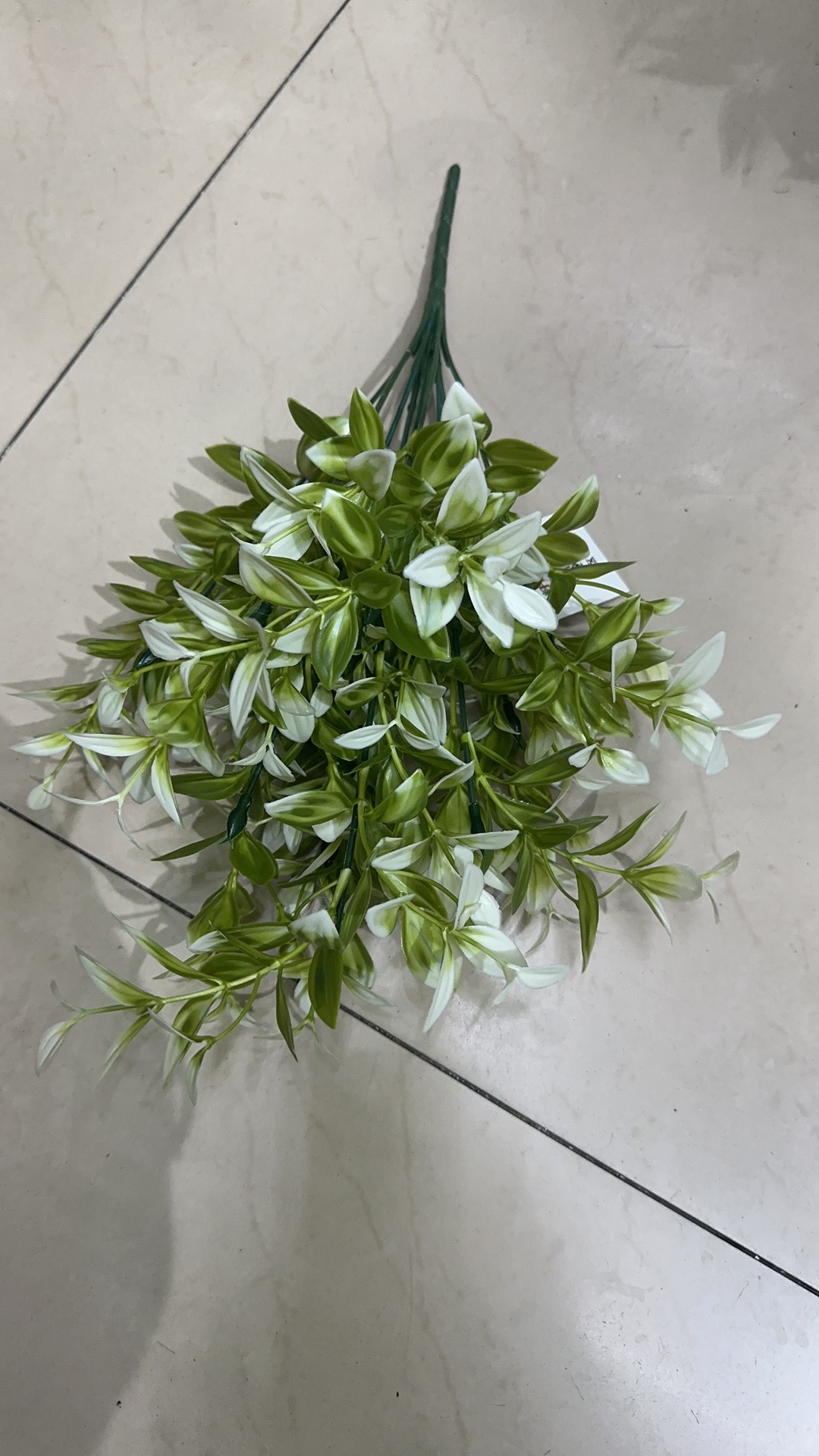 北欧风格仿真花束 清明节纪念用假花 色彩鲜艳逼真 花艺装饰品  君子兰