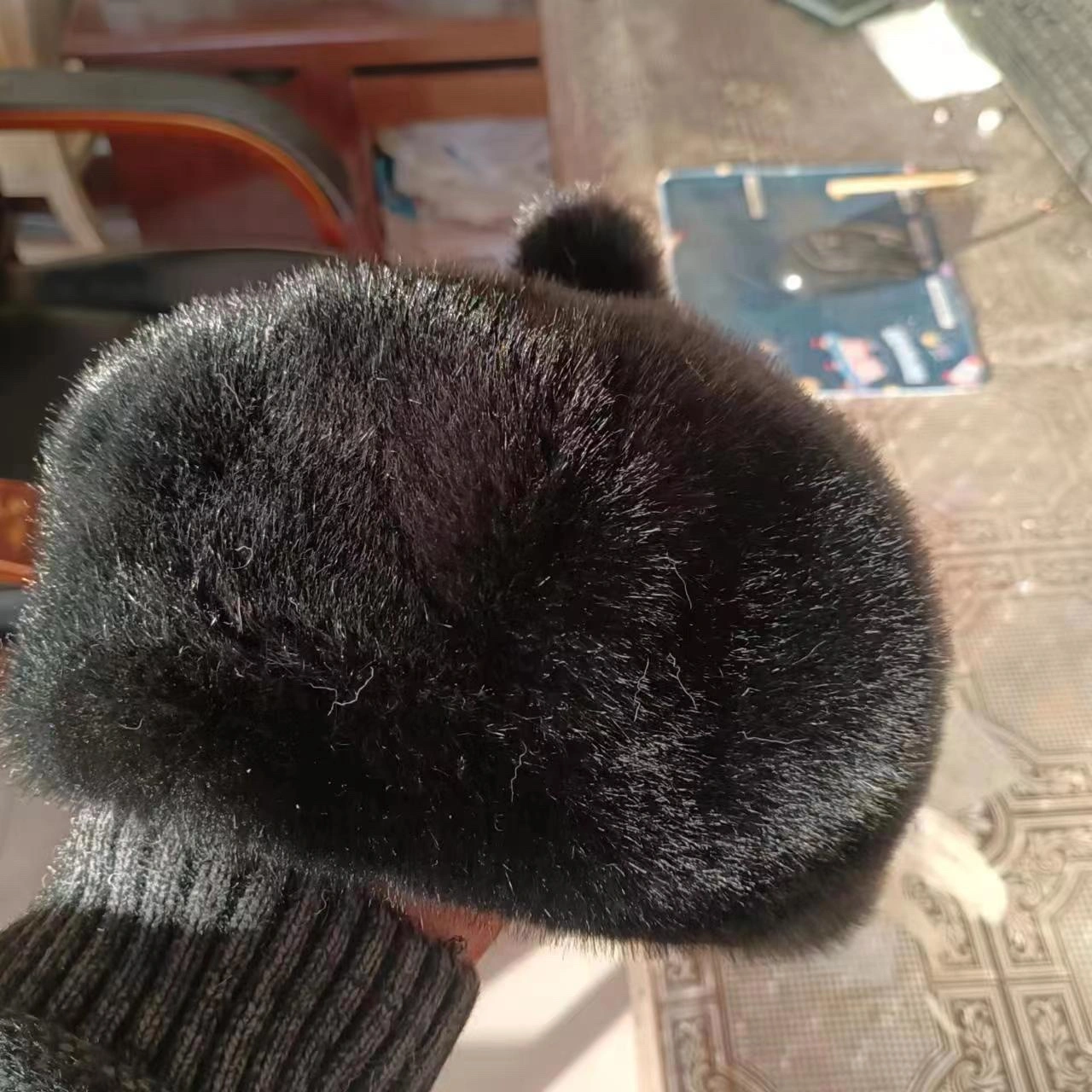 Thickened and fleece faux mink beret for warmth, painter's hat, girls' winter hat, octagonal hat detail image 9