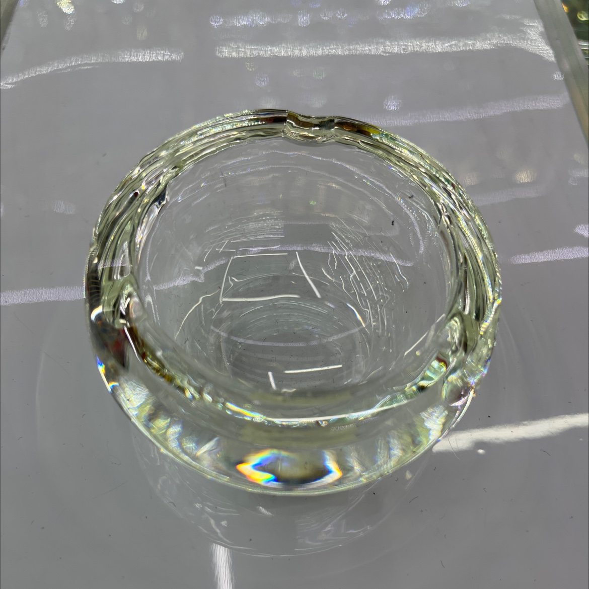 水晶烟缸工艺品G-2